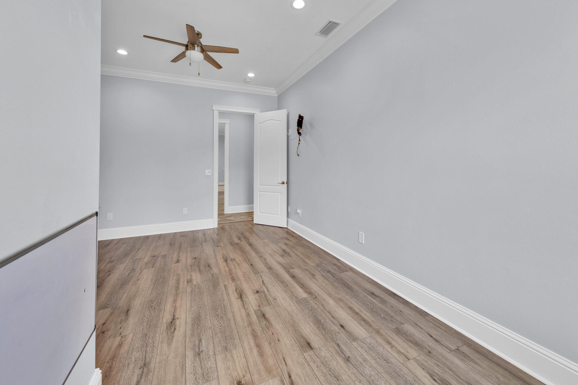 TOWN OF SANTA ROSA - Residential