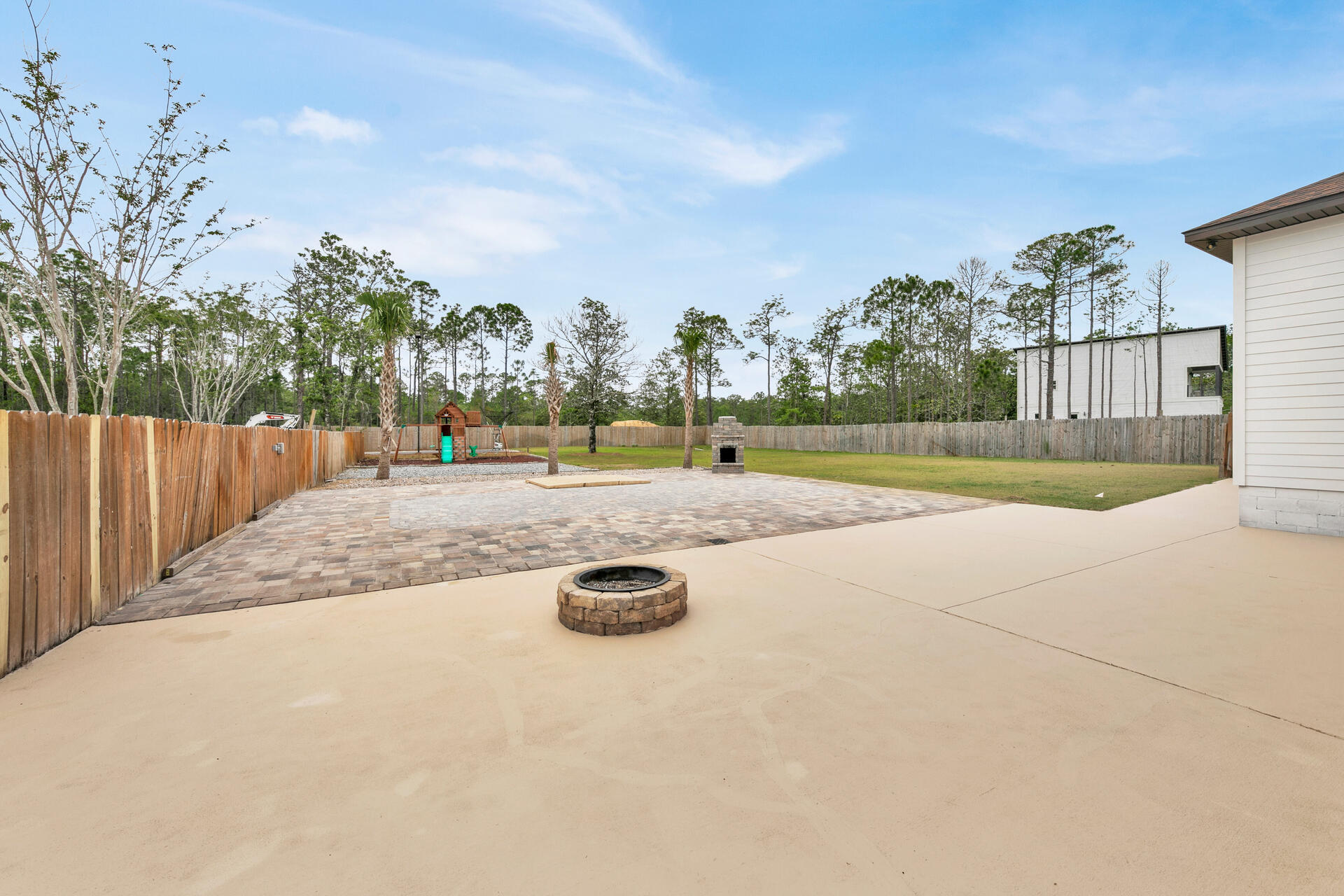 TOWN OF SANTA ROSA - Residential