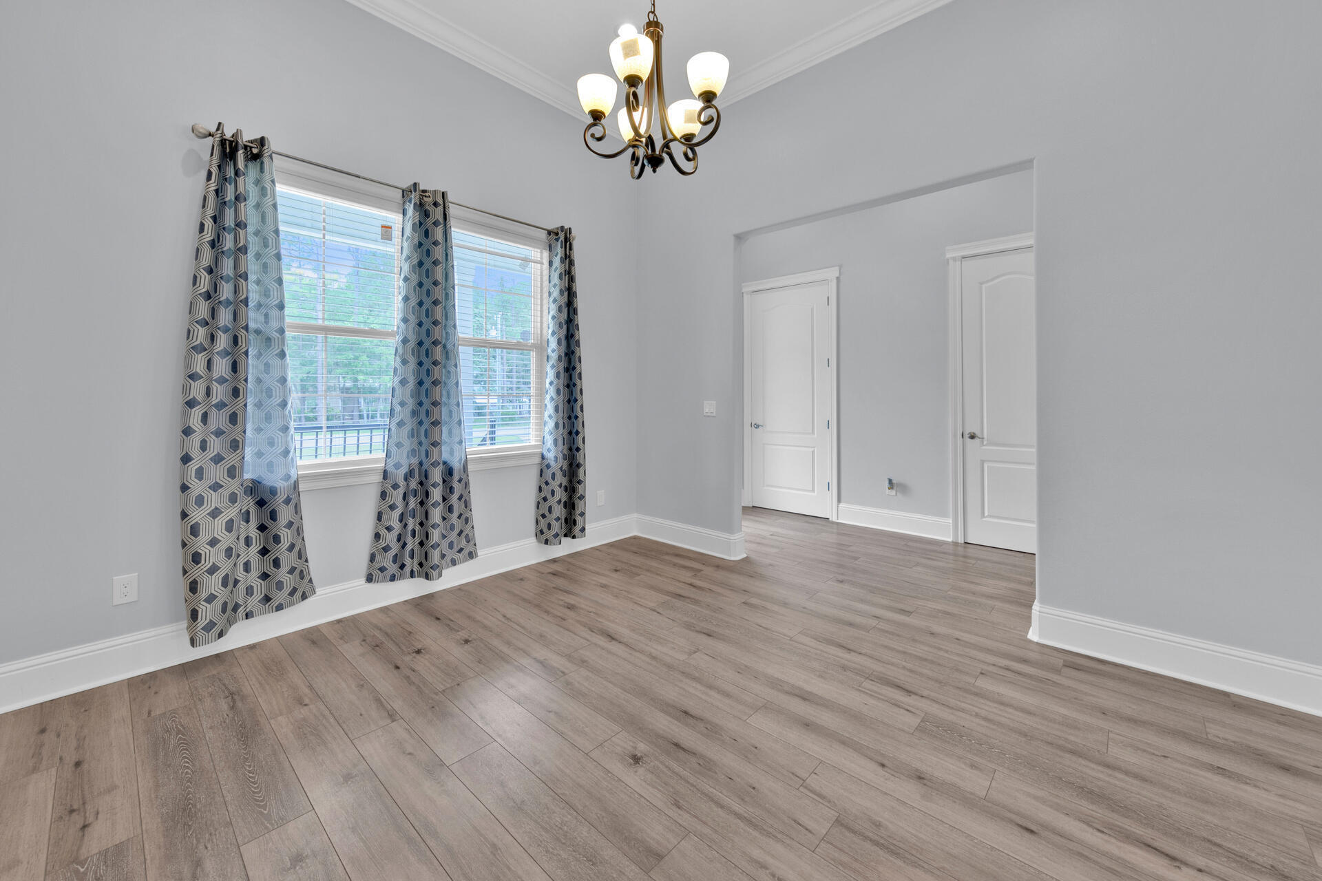 TOWN OF SANTA ROSA - Residential