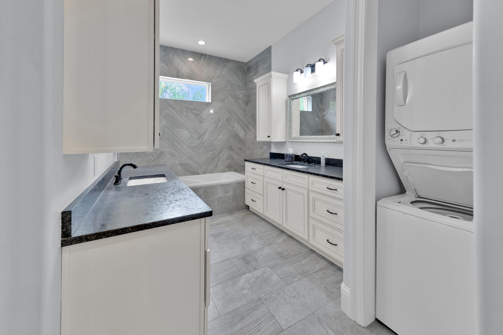 TOWN OF SANTA ROSA - Residential