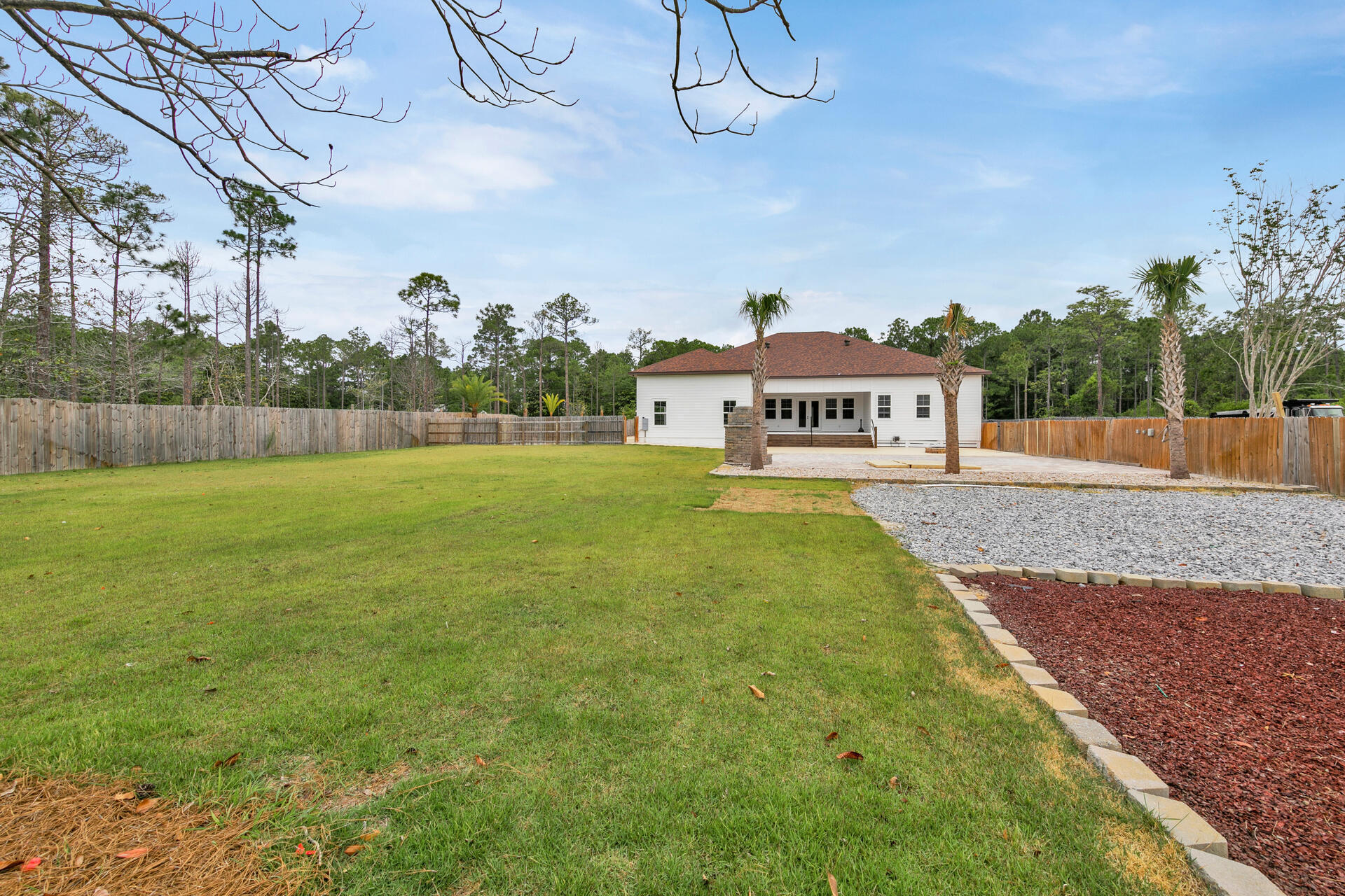 TOWN OF SANTA ROSA - Residential