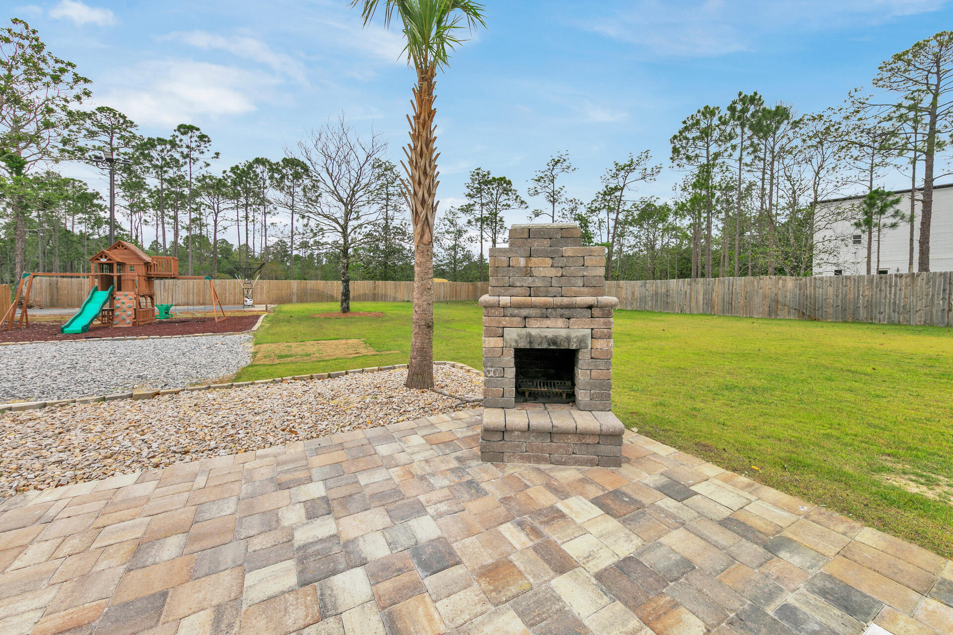 TOWN OF SANTA ROSA - Residential