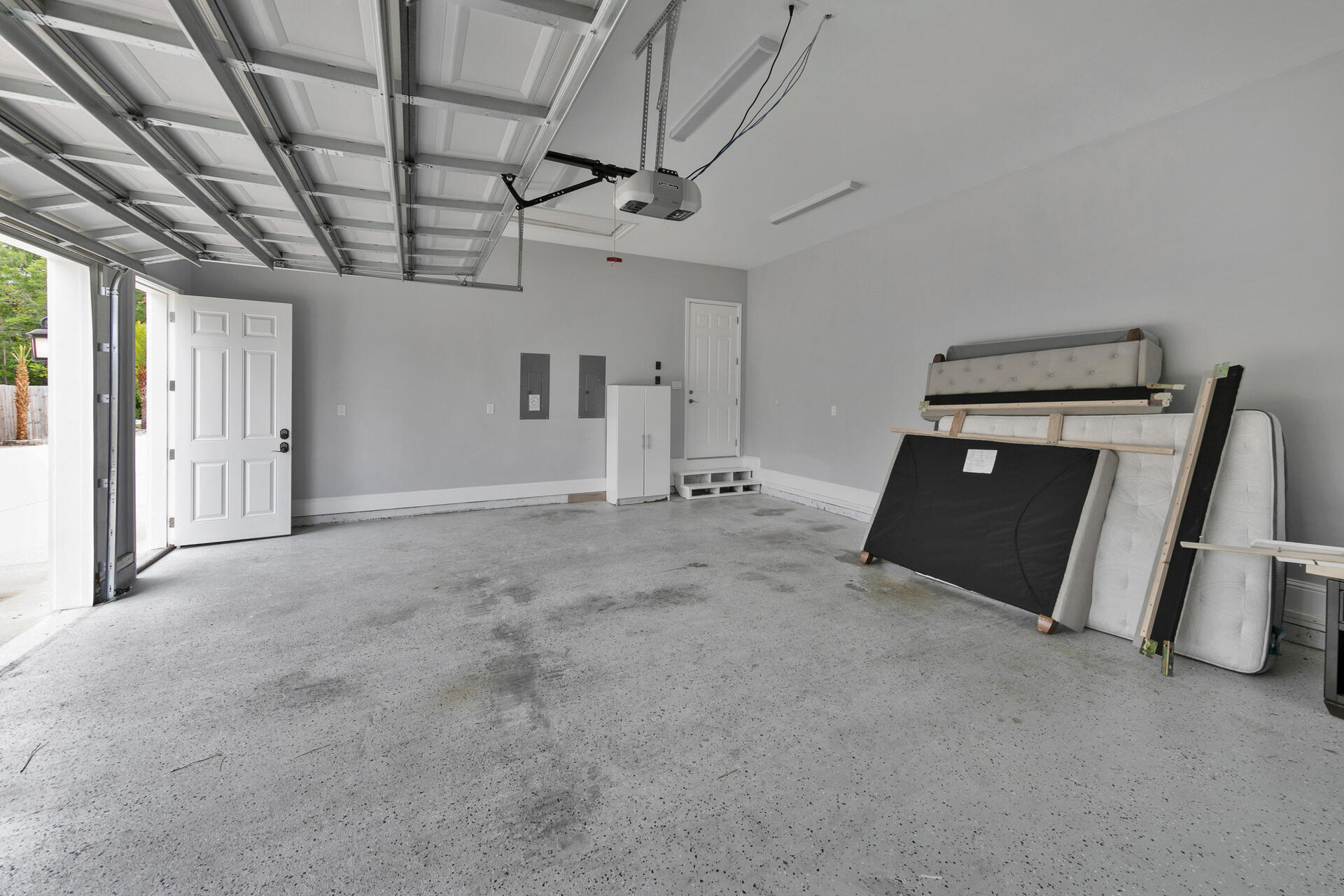 TOWN OF SANTA ROSA - Residential