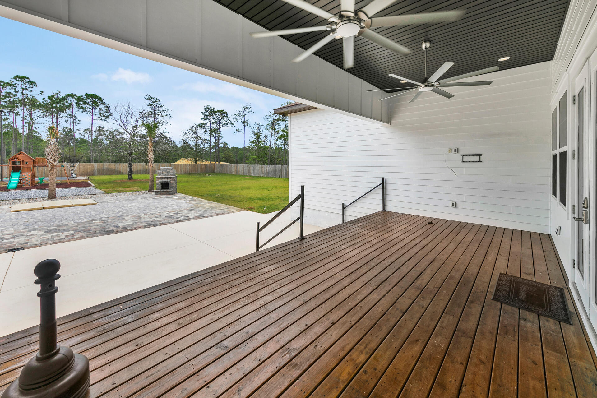 TOWN OF SANTA ROSA - Residential