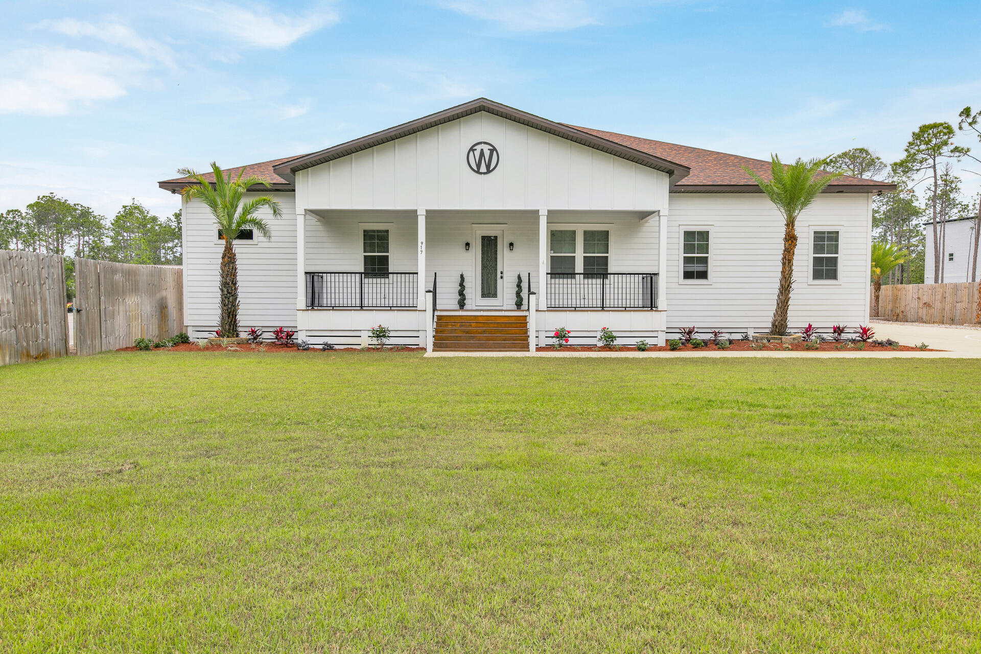 TOWN OF SANTA ROSA - Residential