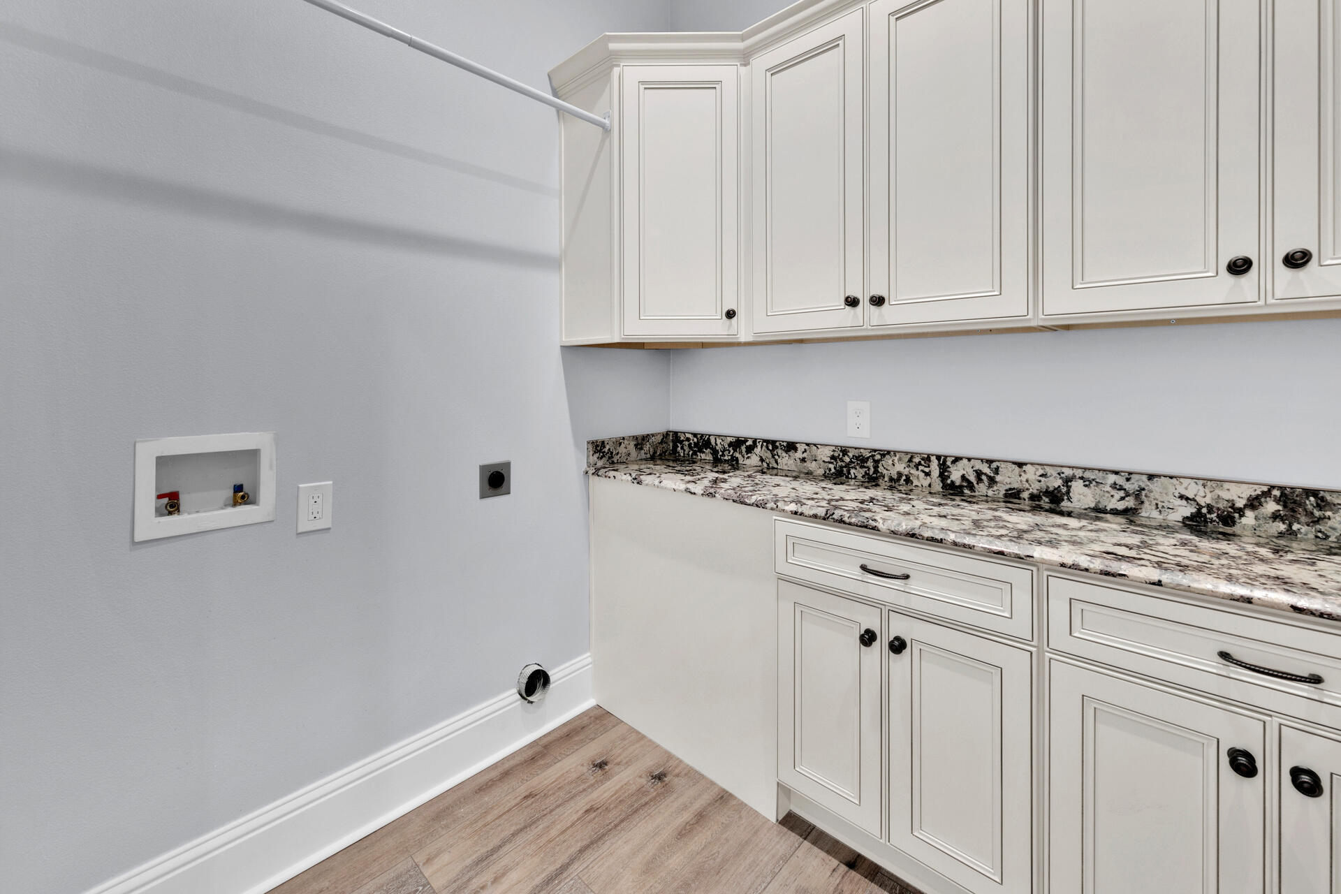 TOWN OF SANTA ROSA - Residential