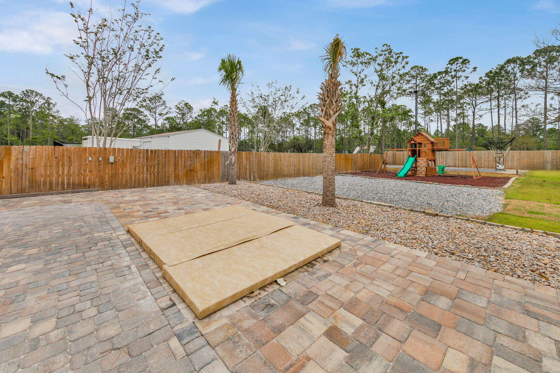 TOWN OF SANTA ROSA - Residential