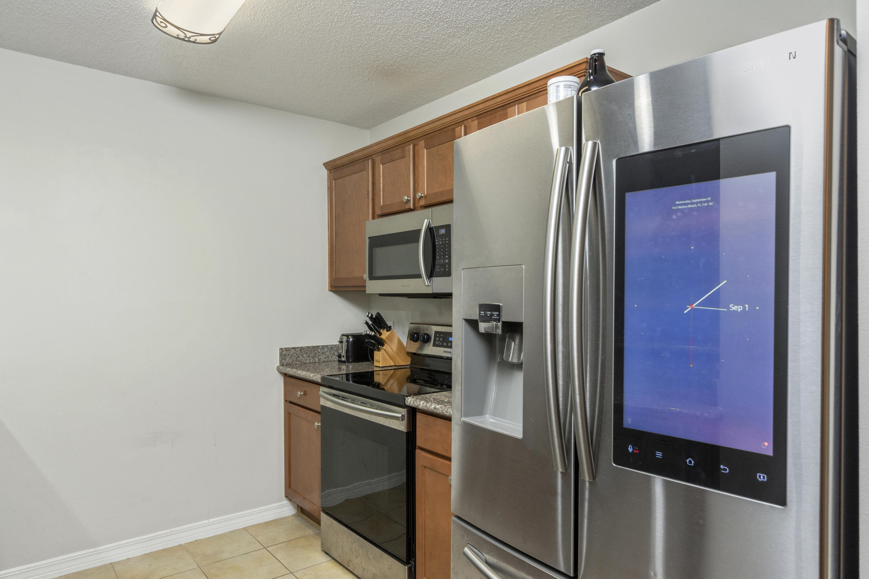 Houston Manor - Residential