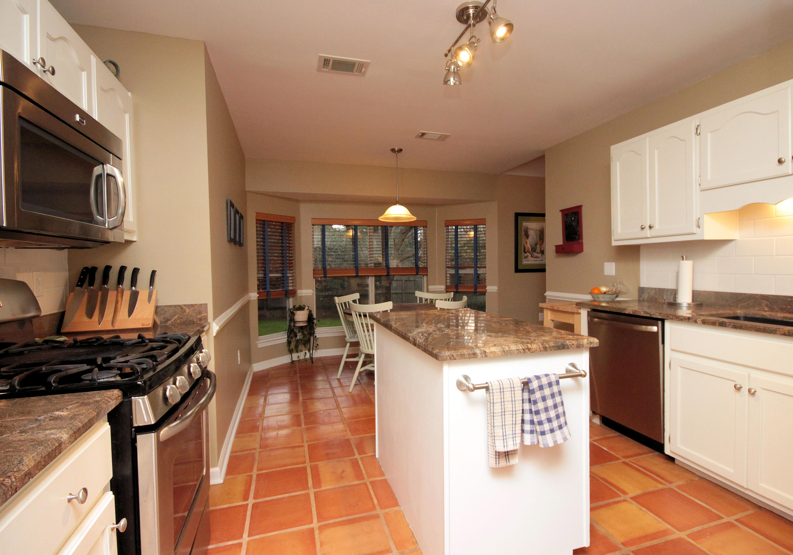 PARKWOOD ESTATES - Residential