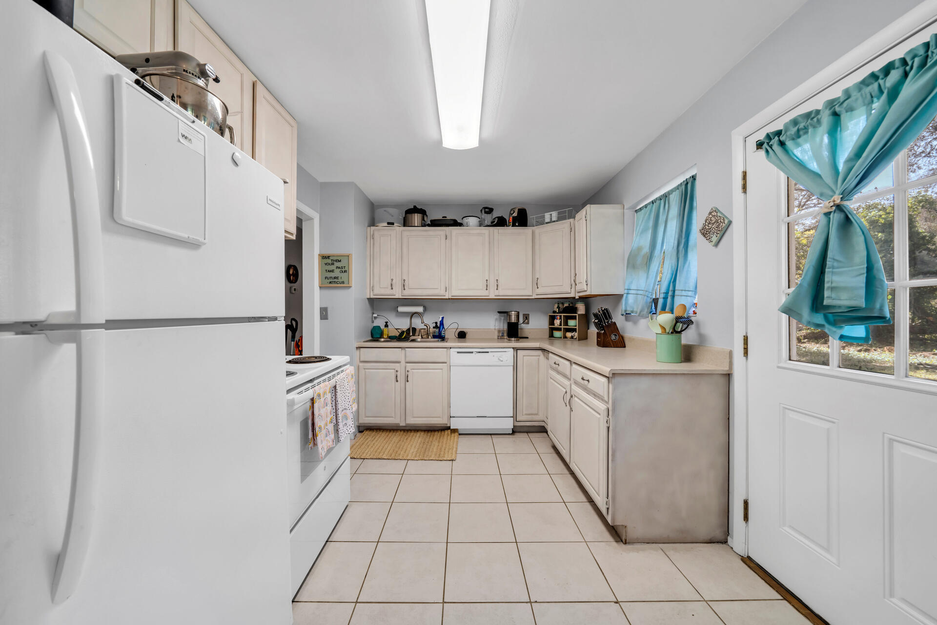 EGLIN HIGHWAY - Residential