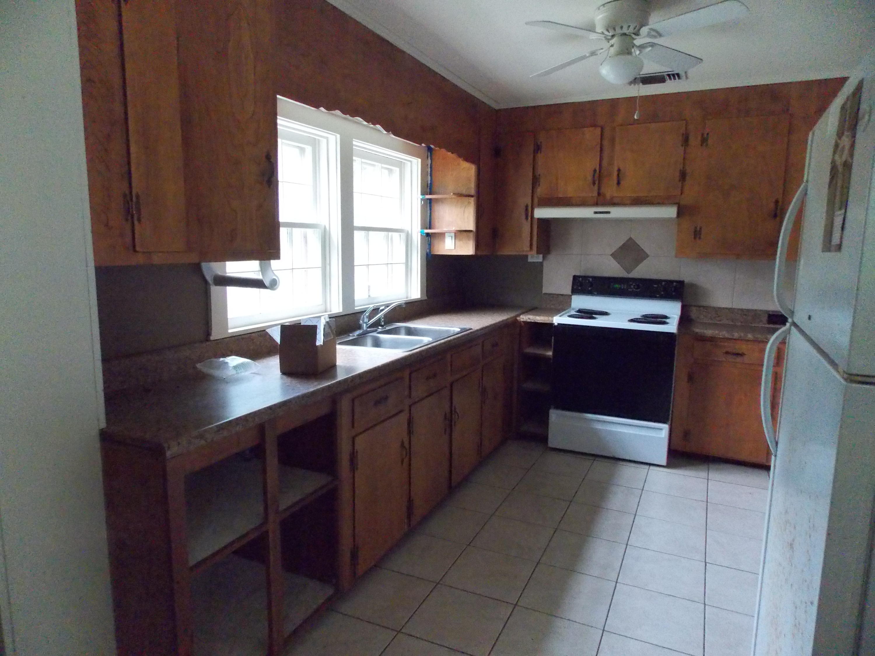 TOWN OF DEFUNIAK SPRINGS - Residential