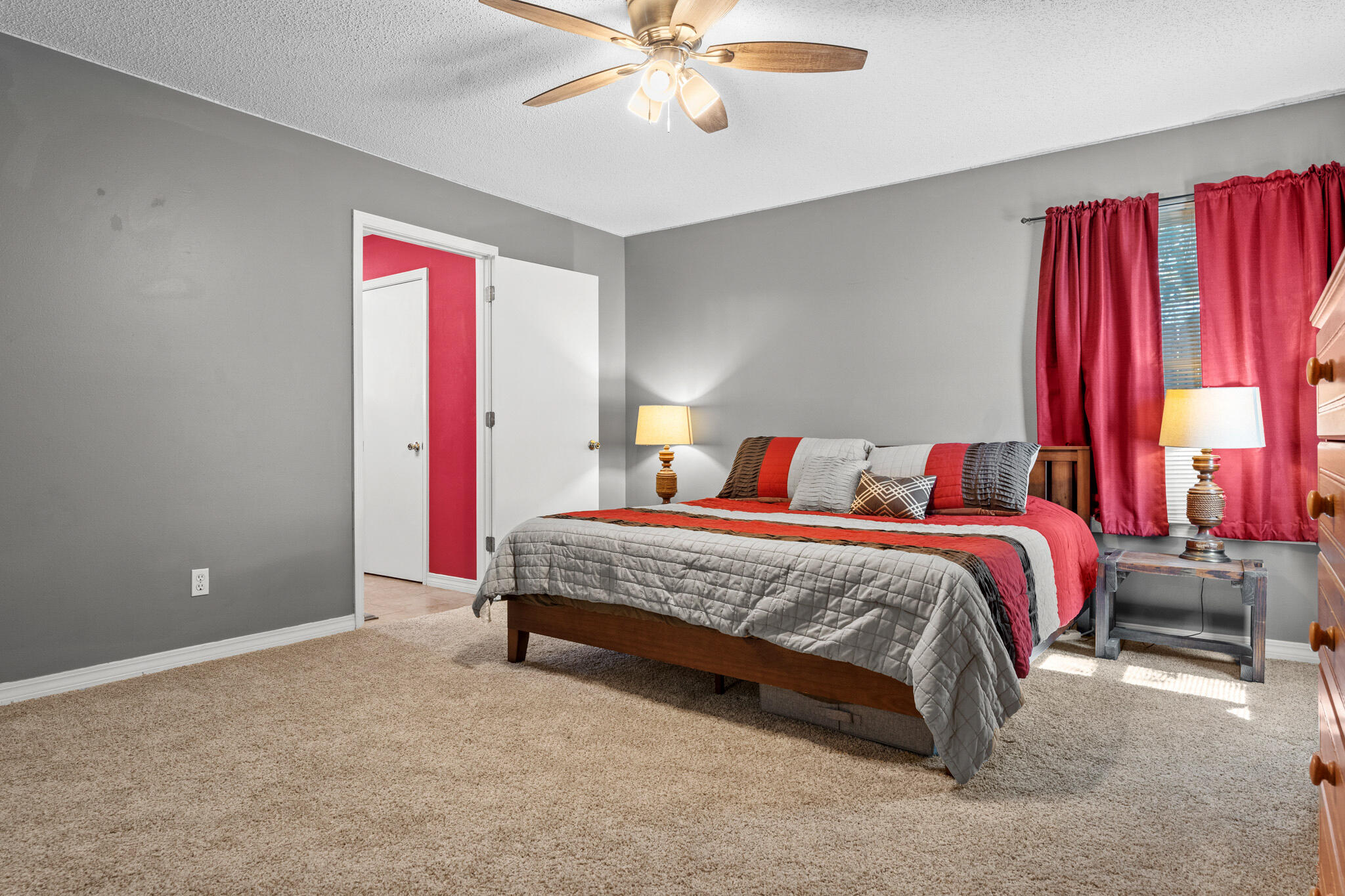 EMERALD ESTATES - Residential
