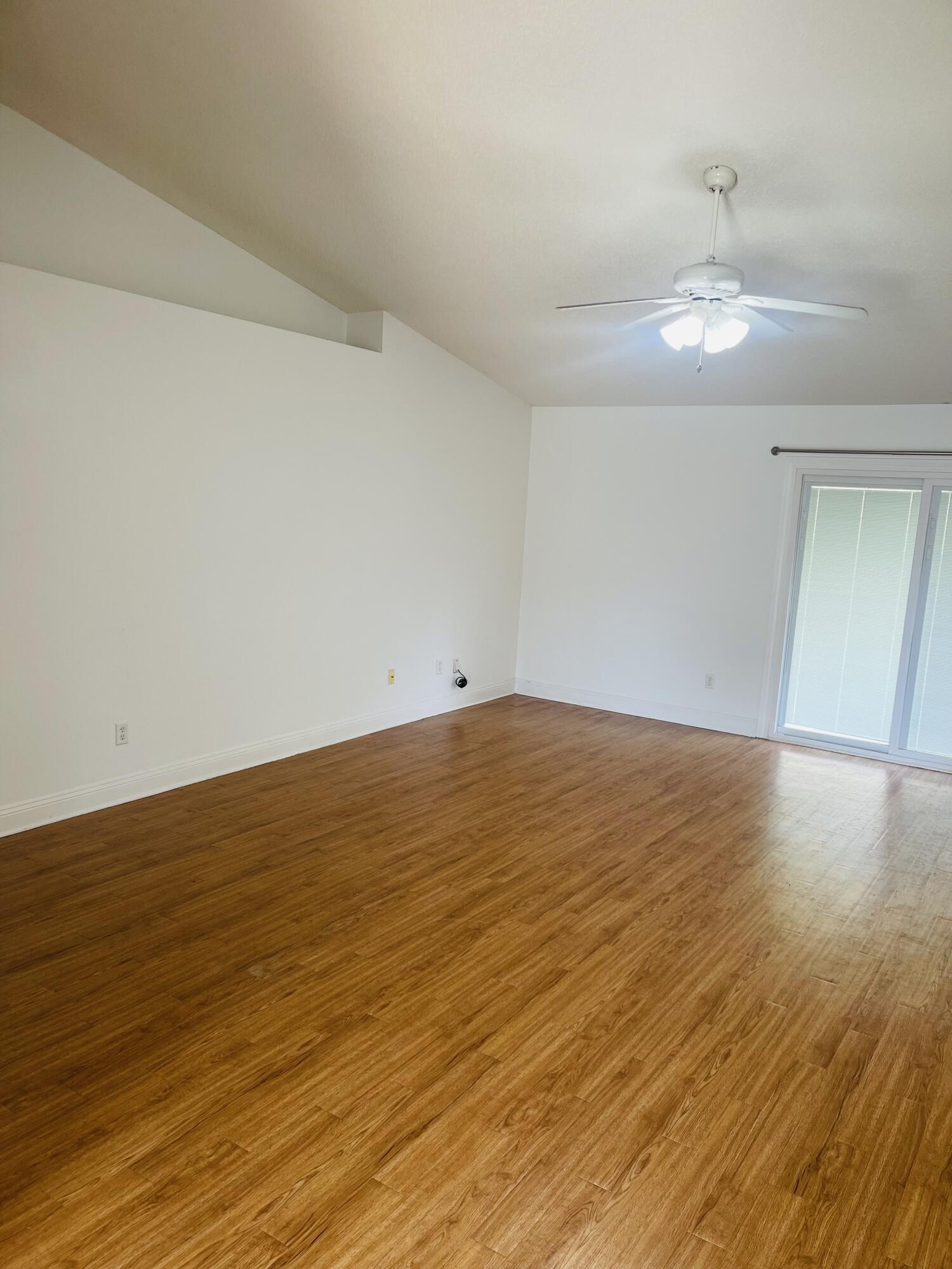NORTHVIEW ESTATES 5TH ADDN - Residential