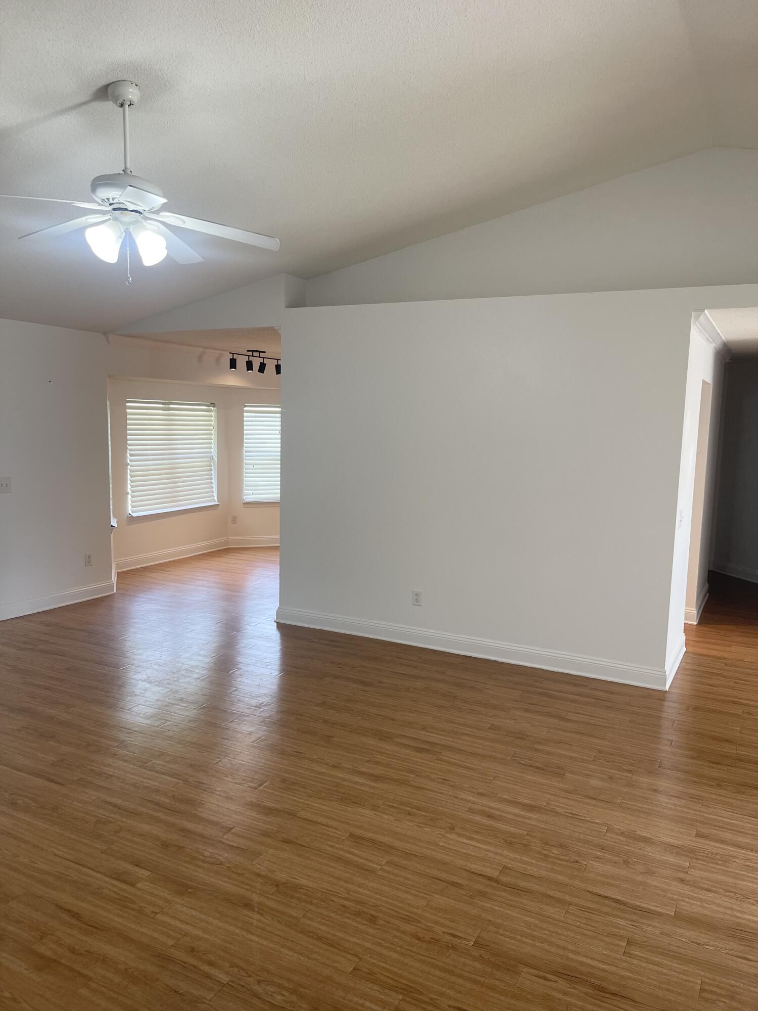 NORTHVIEW ESTATES 5TH ADDN - Residential