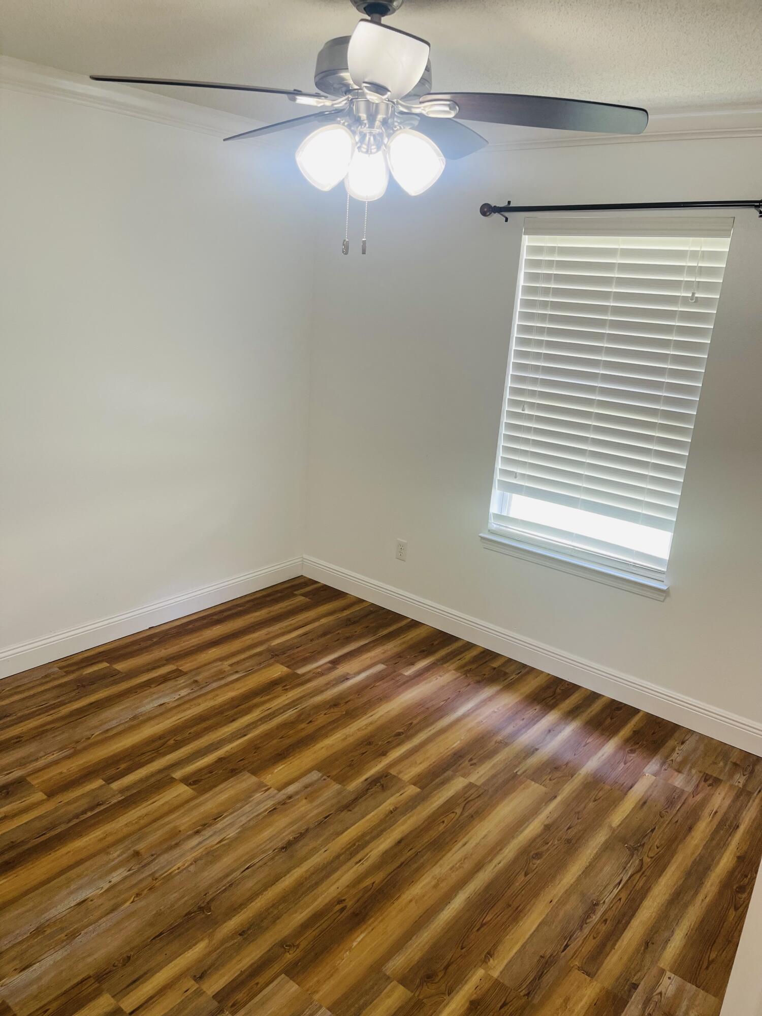 NORTHVIEW ESTATES 5TH ADDN - Residential