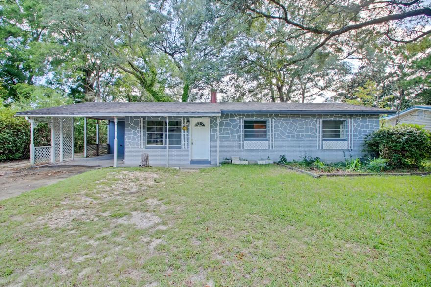 Available now is this 3 bedroom, 2 bathroom with Florida Room in Valparaiso on a 1/4 acre fenced in lot. This home has many recent updates including laminate floors in the main areas and carpet in the bedrooms along with recently updated bathrooms including newly tiled master shower, wood look tile floors and new vanities and faucets. The kitchen has newer oak cabinets and laminate counters and the fridge was replaced less than 1 year ago. Practical facts: Newer dimensional shingle roof, updated electric wiring/panel, central gas HVAC, gas water heater. Call today for your private viewing.