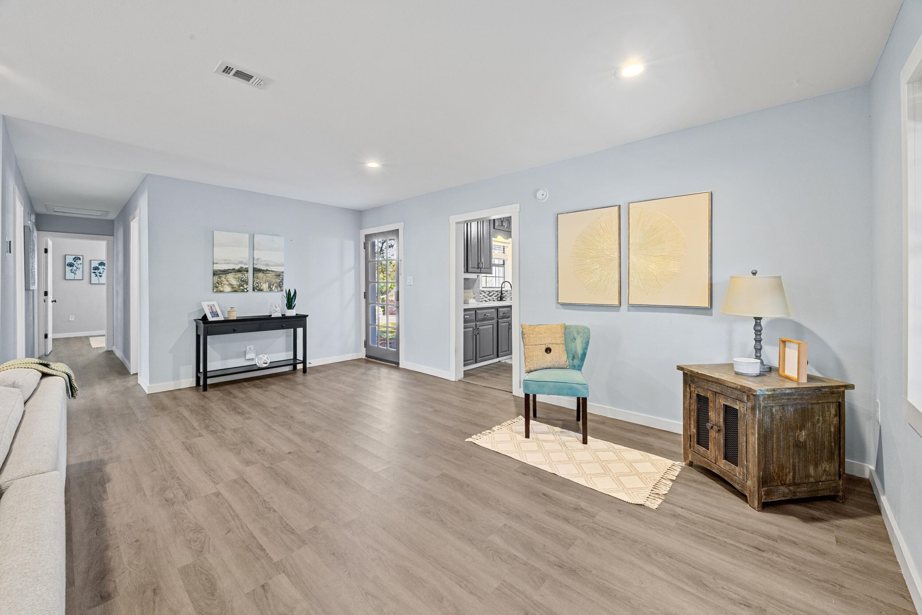 BAYOU WOODS - Residential