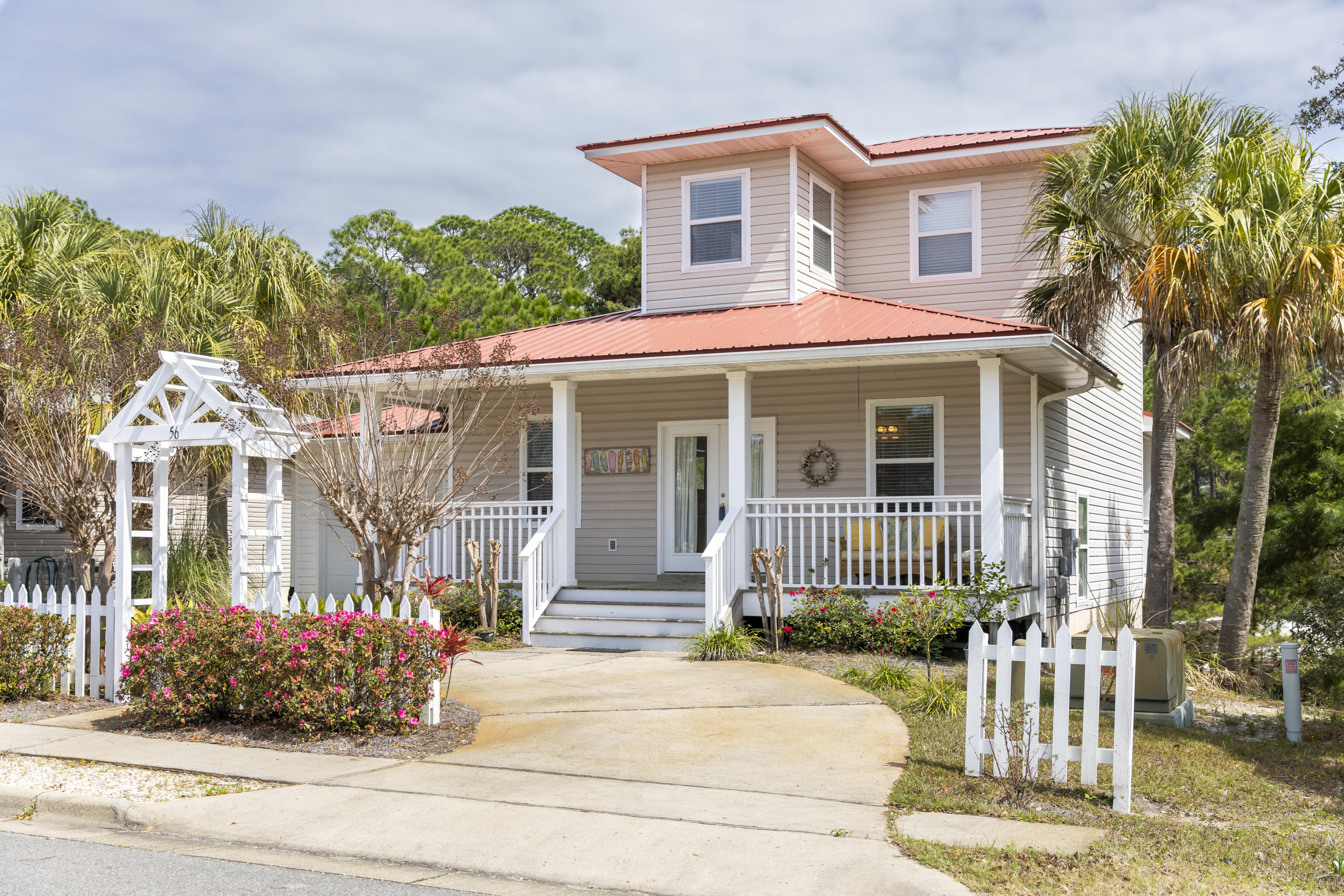SEA DUNES - Residential