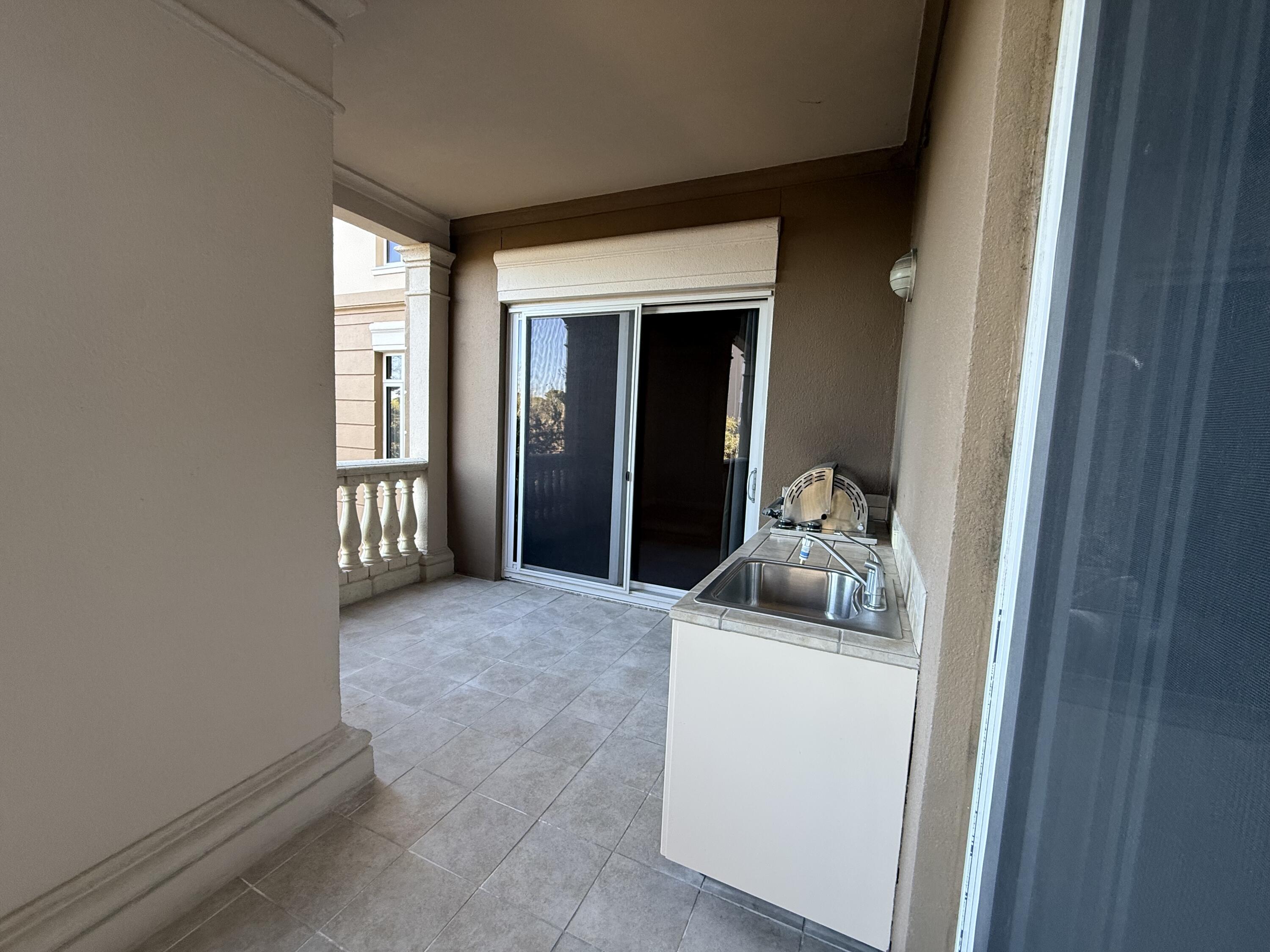 ONE WATER PLACE - Residential Lease