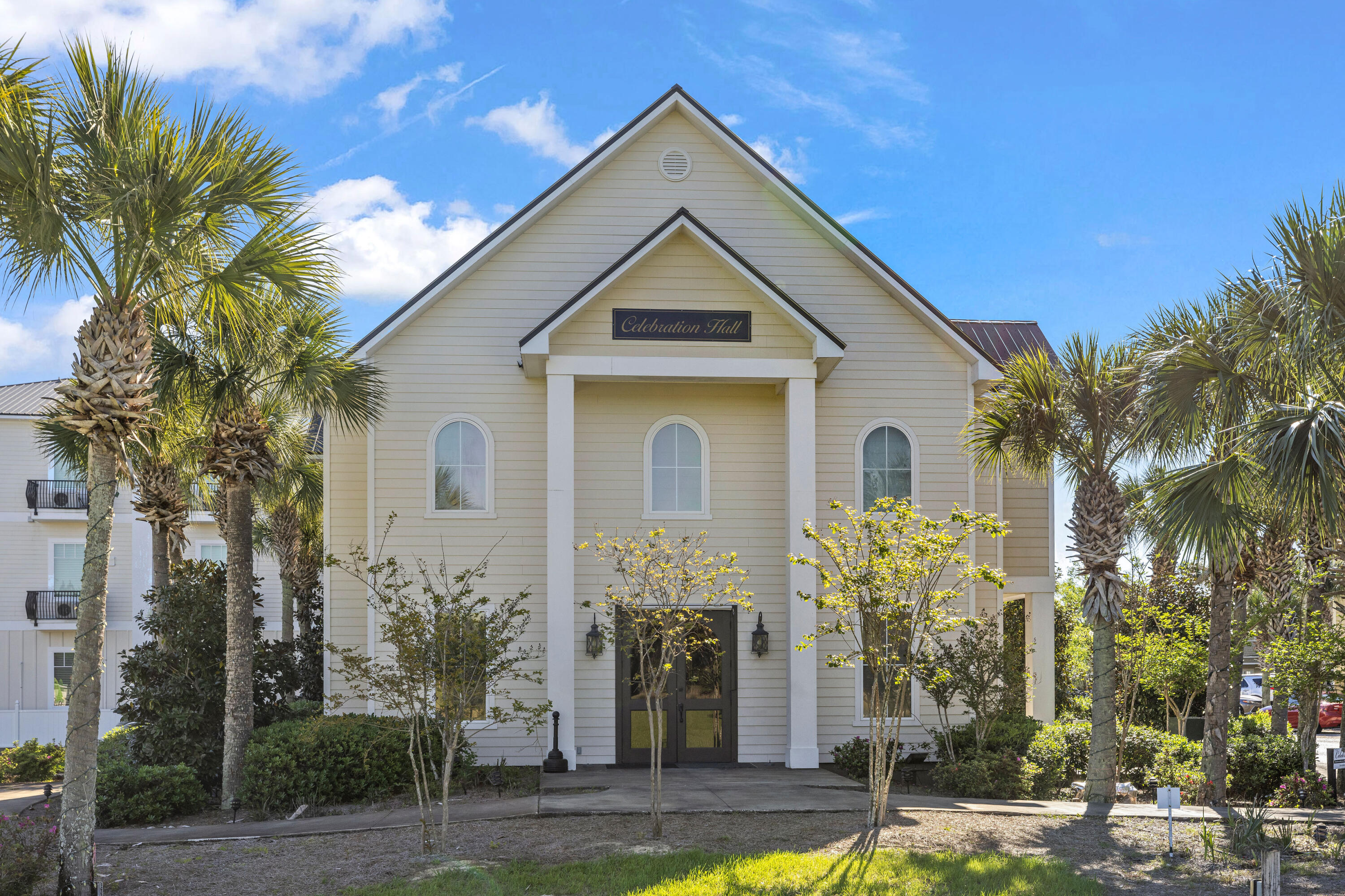 TOPSAIL VILLAGE - Residential