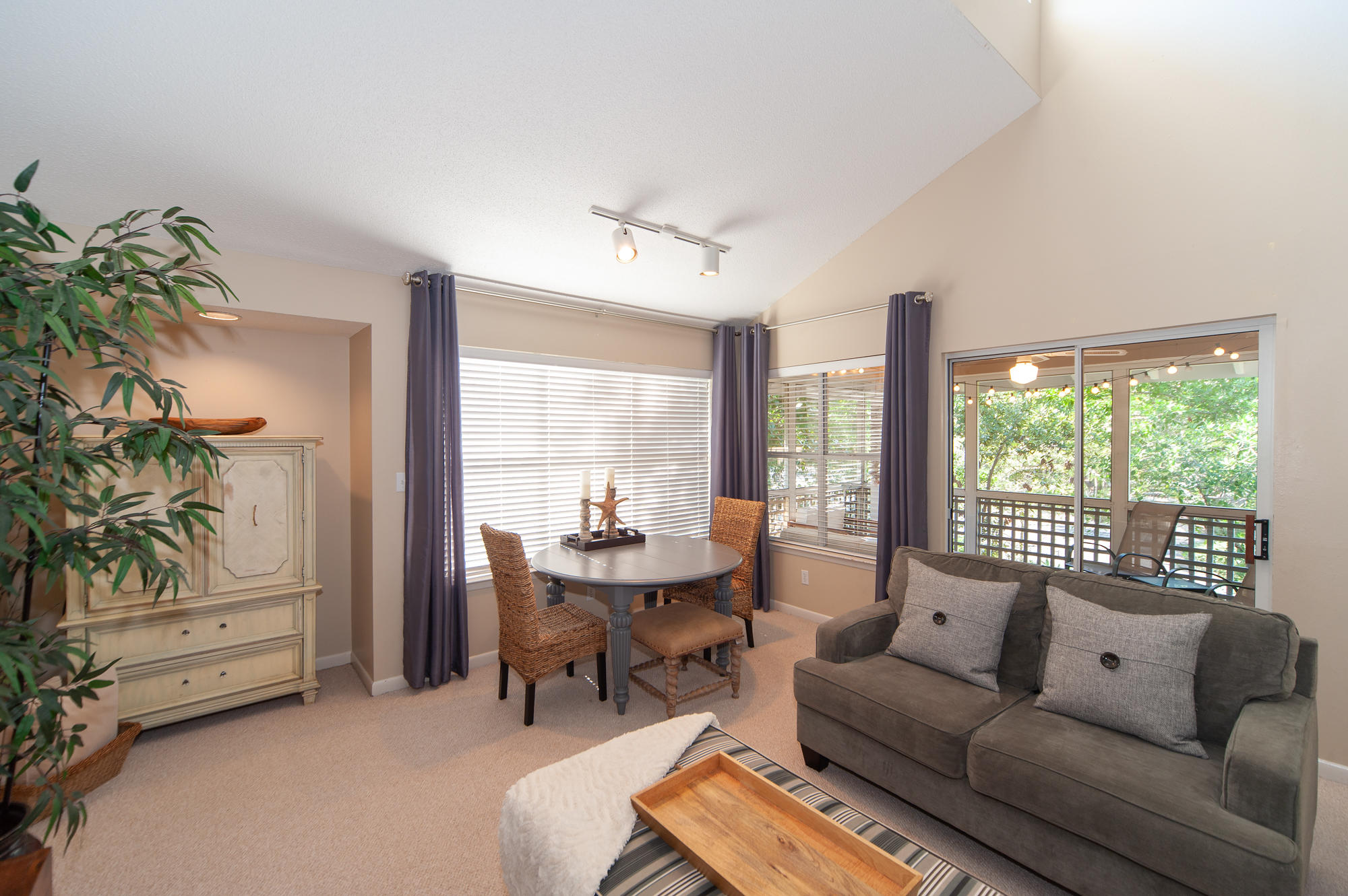 HIDDEN DUNES BEACH COTTAGES 2 - Residential