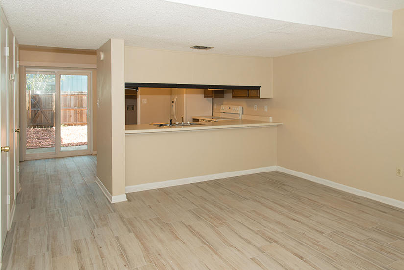 VIKING MANOR PH 1 - Residential