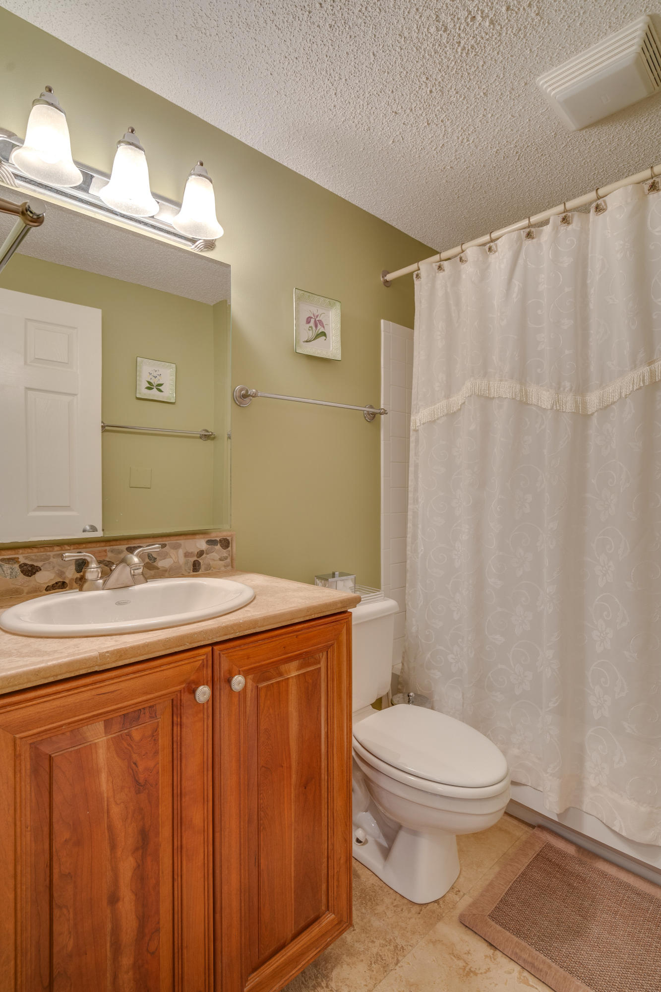 INN AT CRYSTAL BEACH (SUMMERCHASE CONDO) - Residential