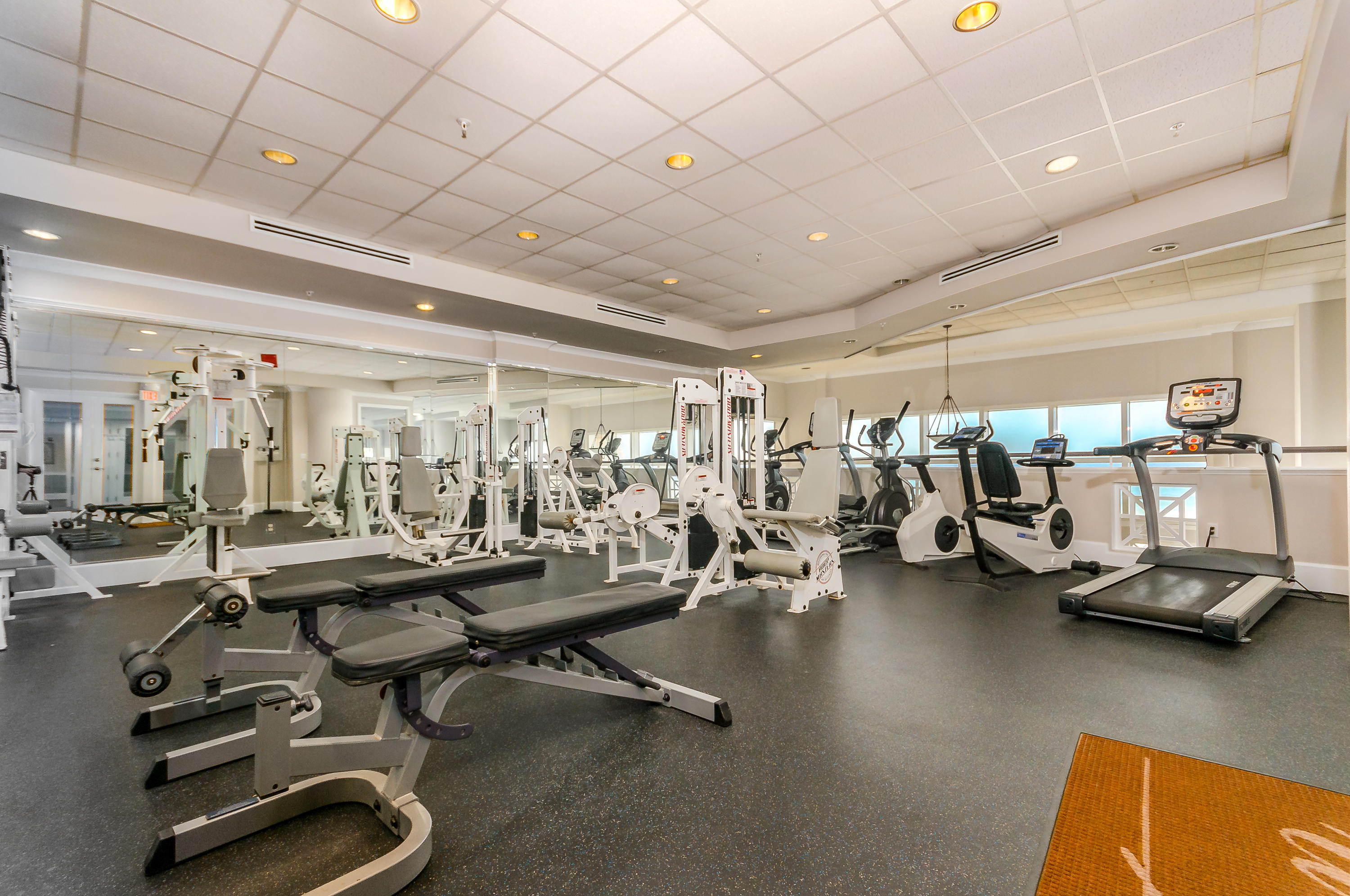 INN AT CRYSTAL BEACH (SUMMERCHASE CONDO) - Residential