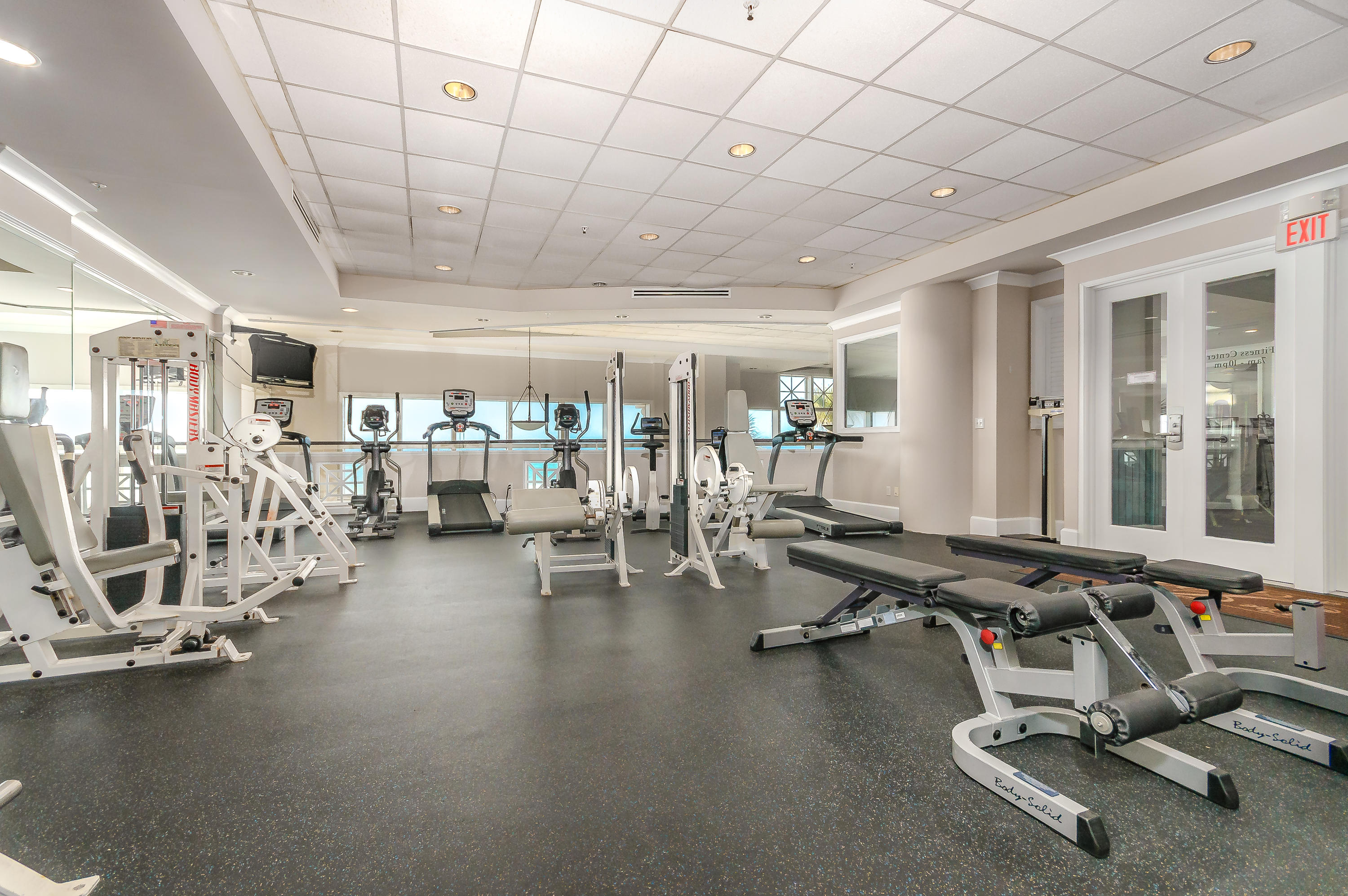 INN AT CRYSTAL BEACH (SUMMERCHASE CONDO) - Residential