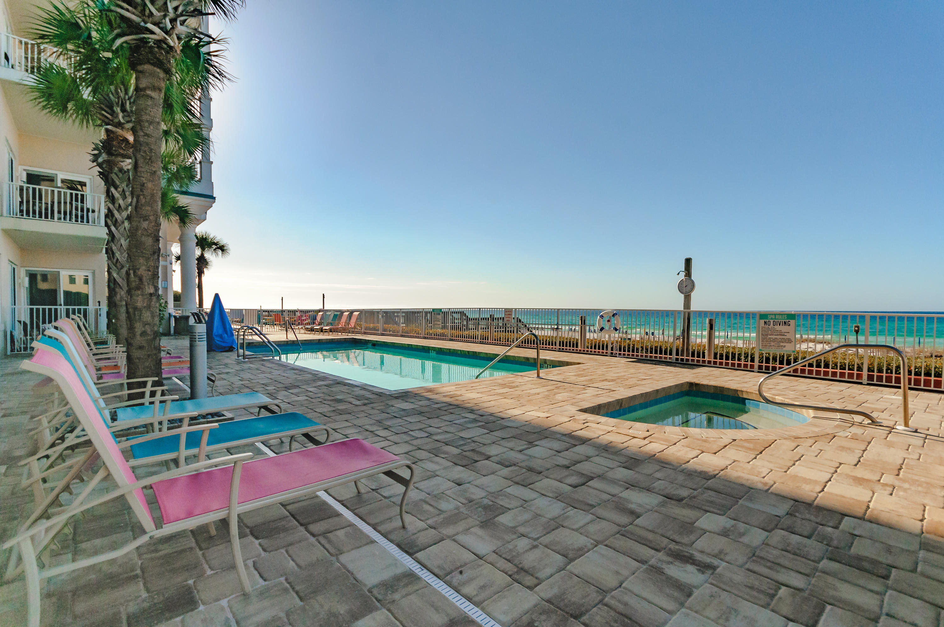 INN AT CRYSTAL BEACH (SUMMERCHASE CONDO) - Residential