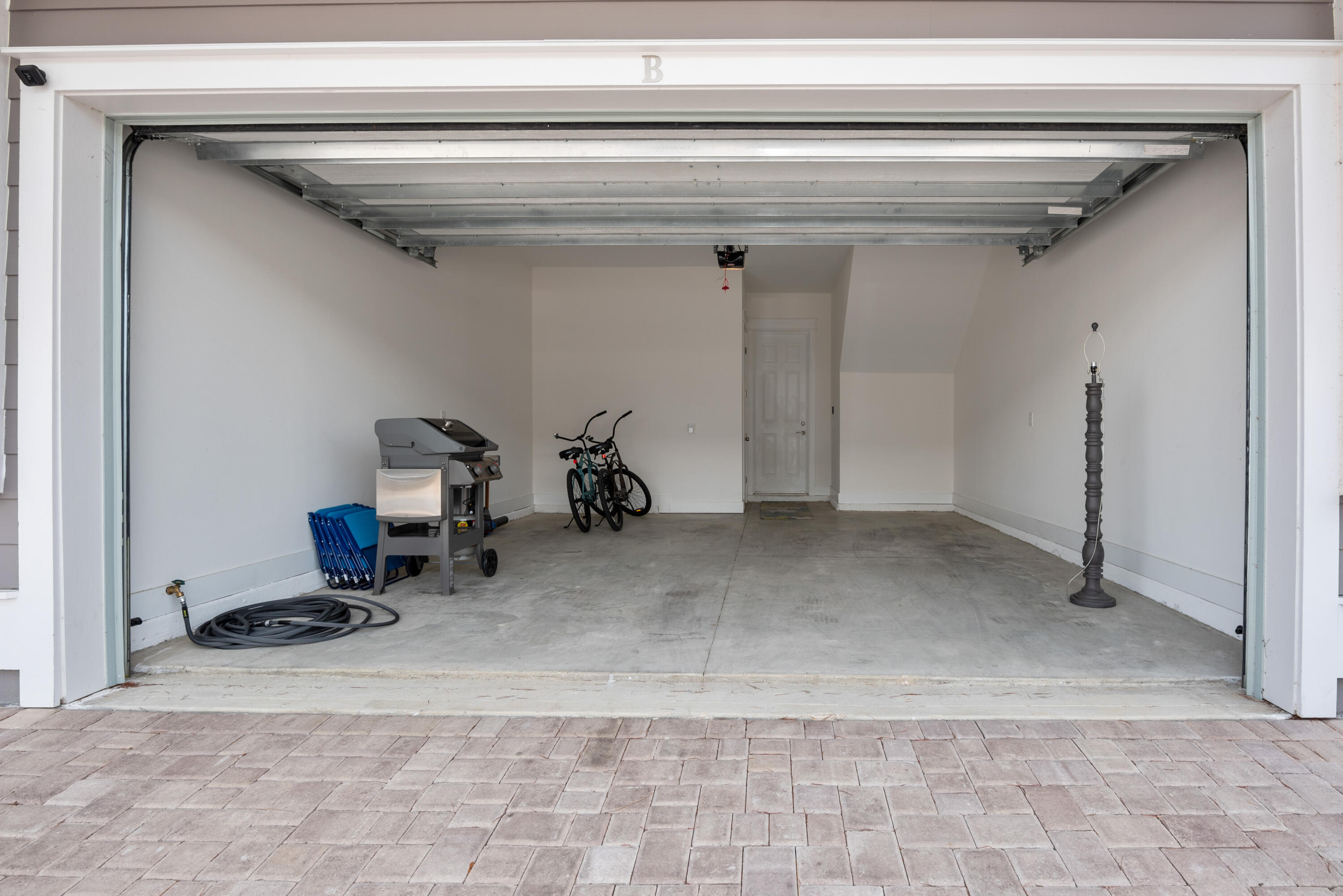 PROMINENCE - Residential