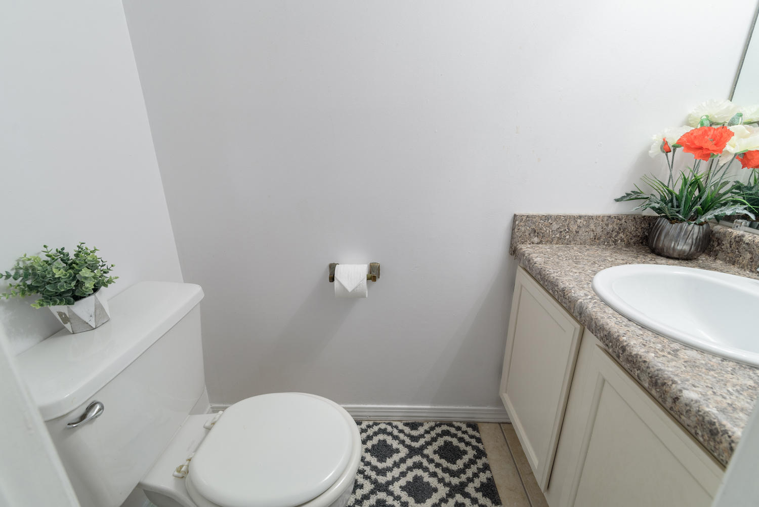 AZALEA GARDENS 1 - Residential