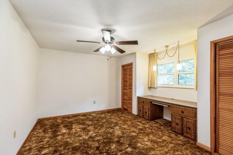 DEL CERRO VISTA 1ST ADDN - Residential