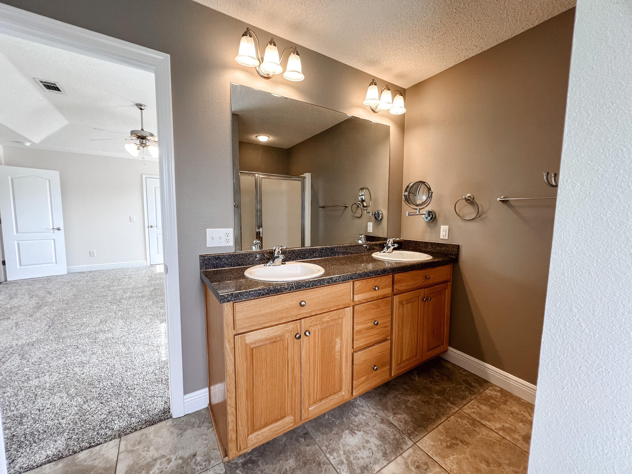 LEE FARMS PH I - Residential