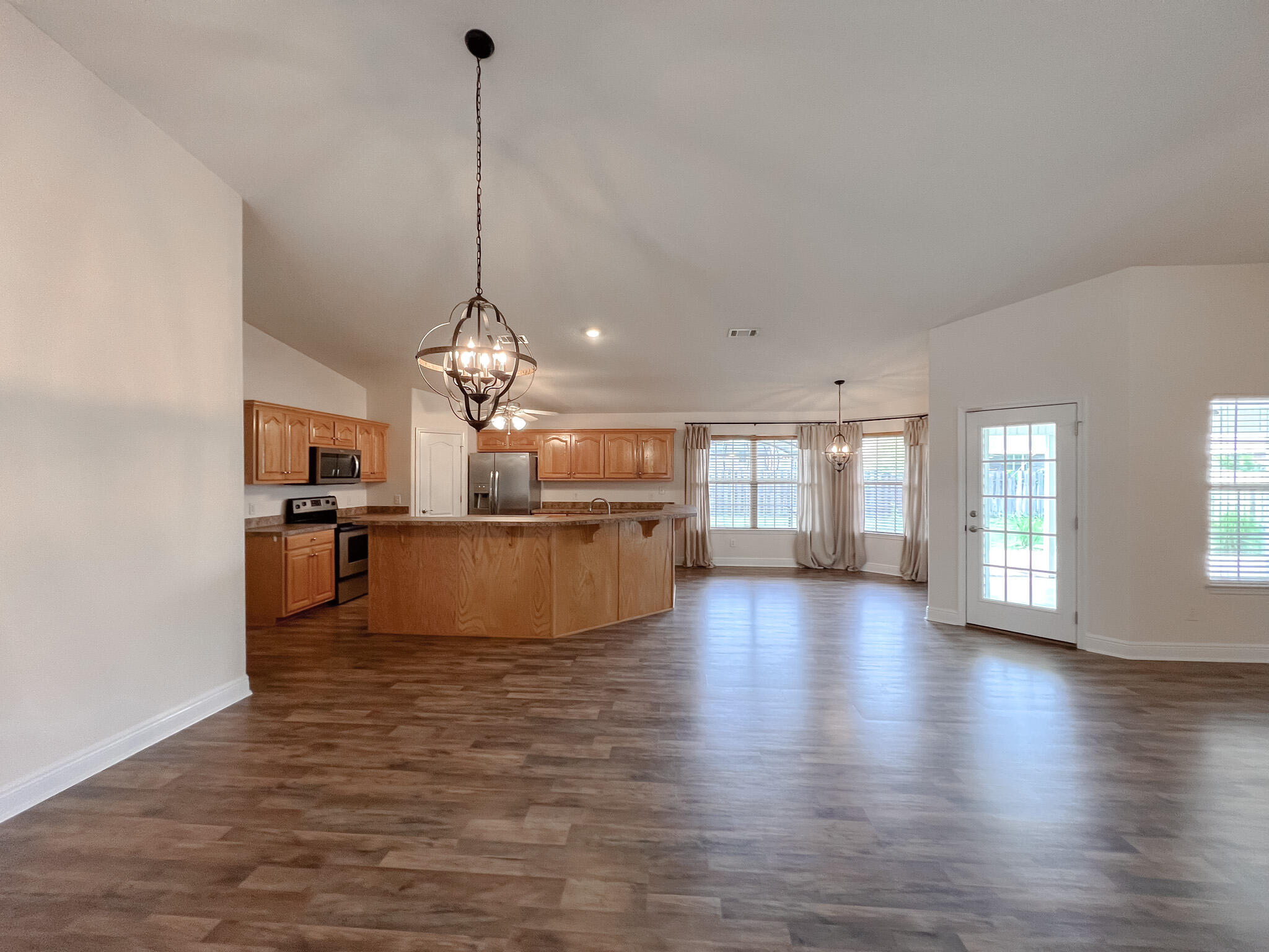 LEE FARMS PH I - Residential