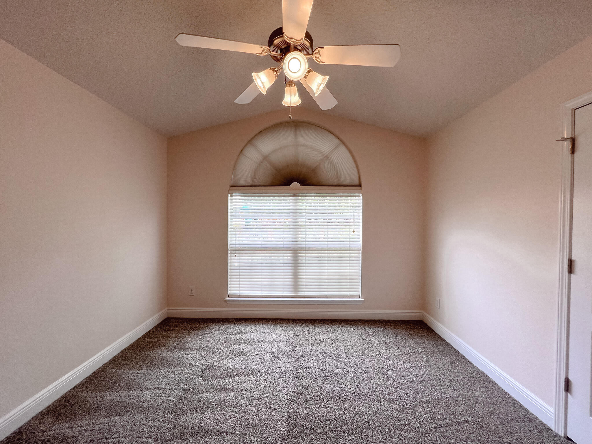 LEE FARMS PH I - Residential