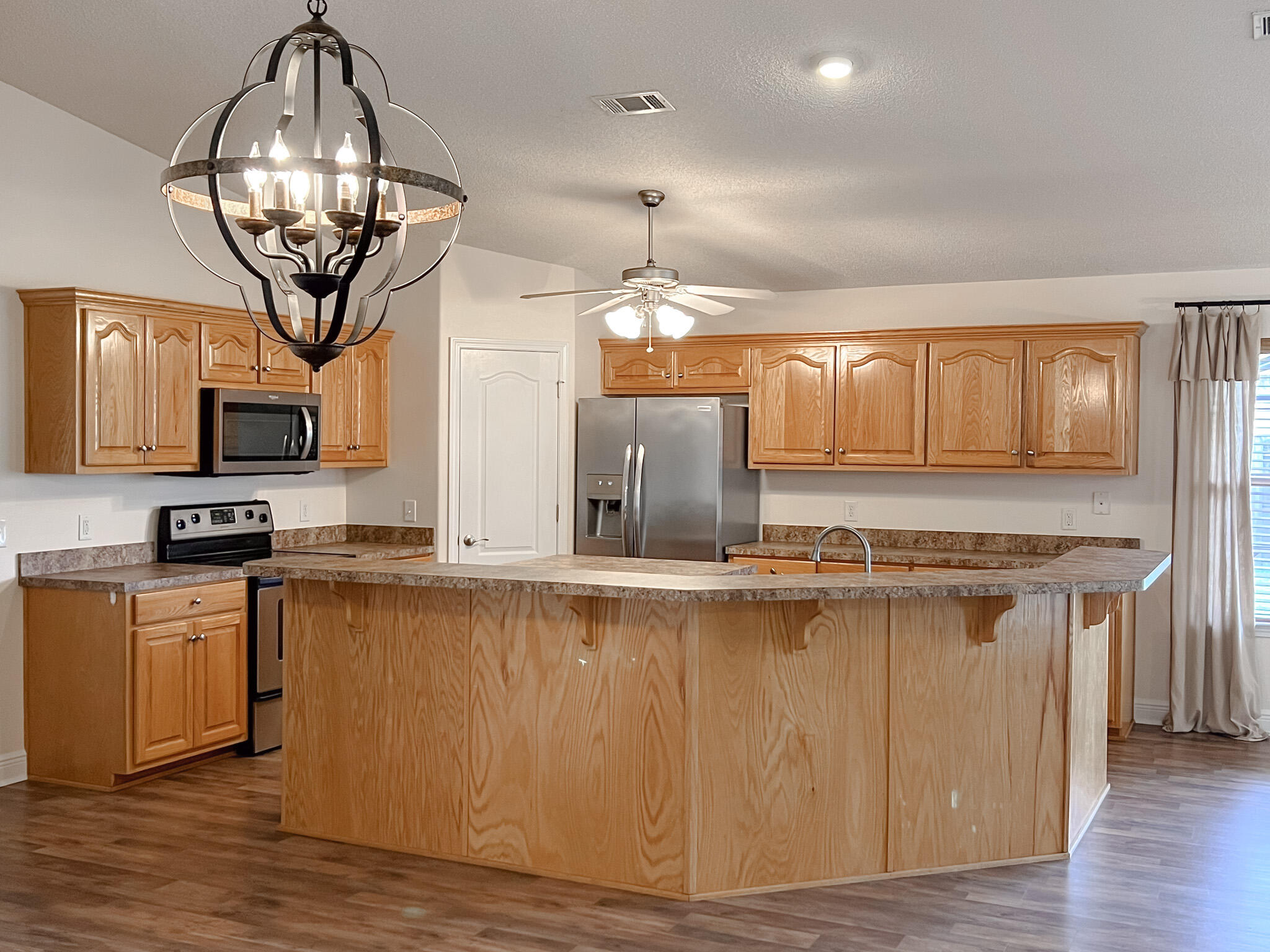 LEE FARMS PH I - Residential