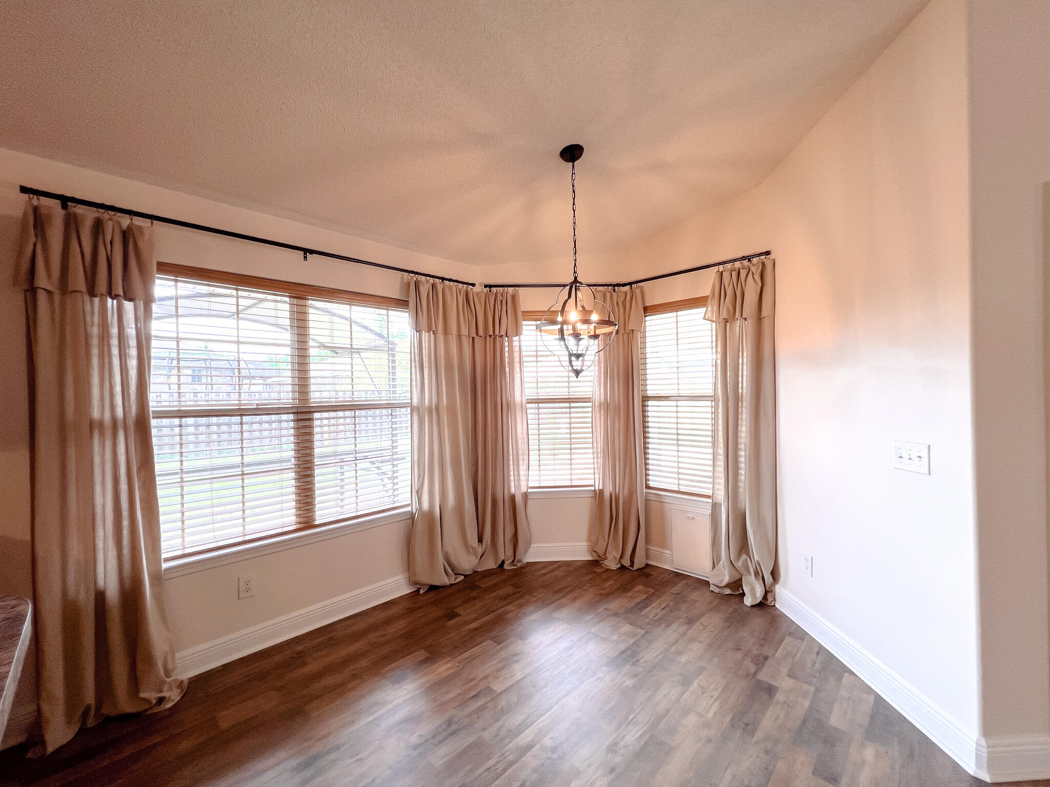 LEE FARMS PH I - Residential