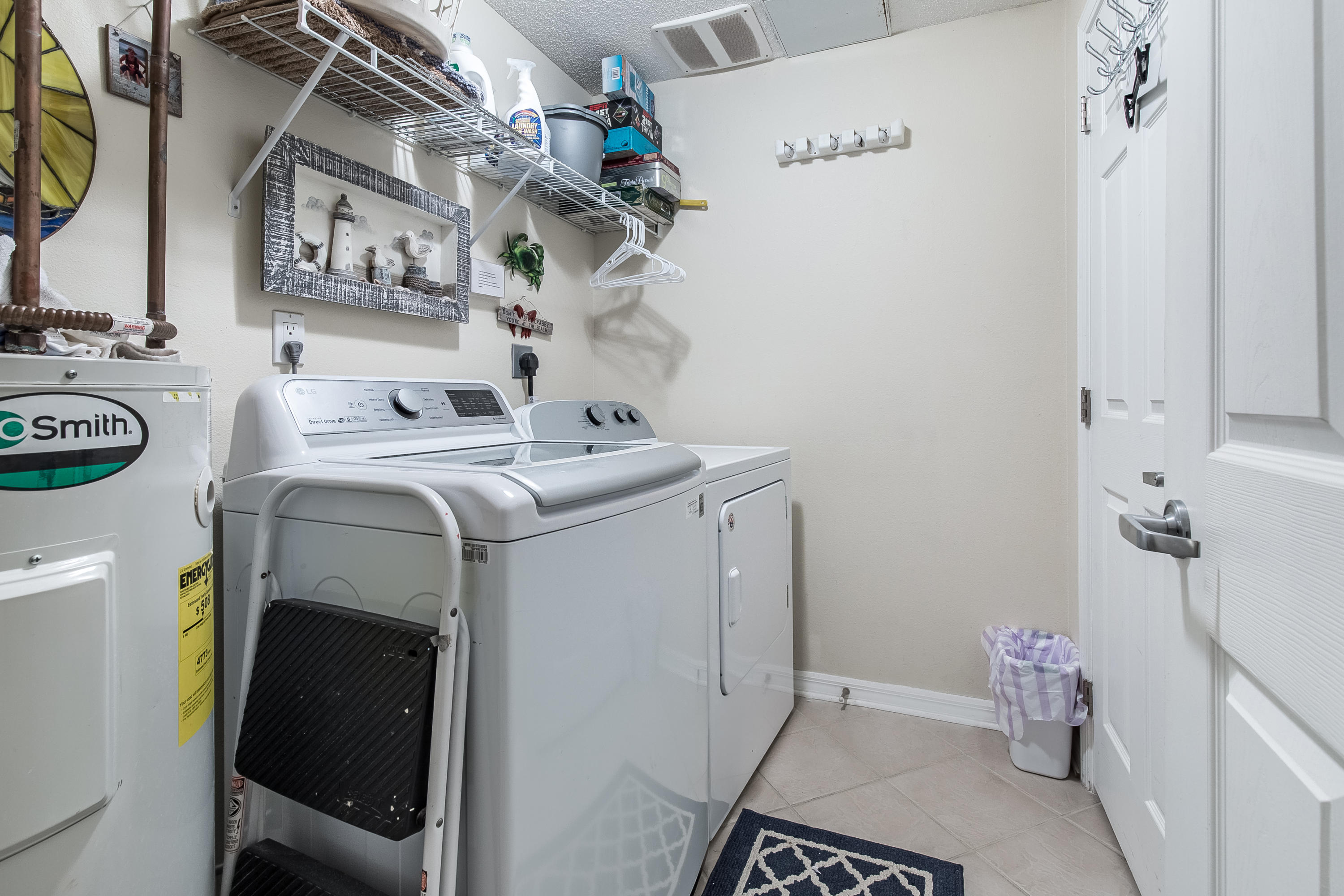 SUMMERWIND CONDOS - Residential