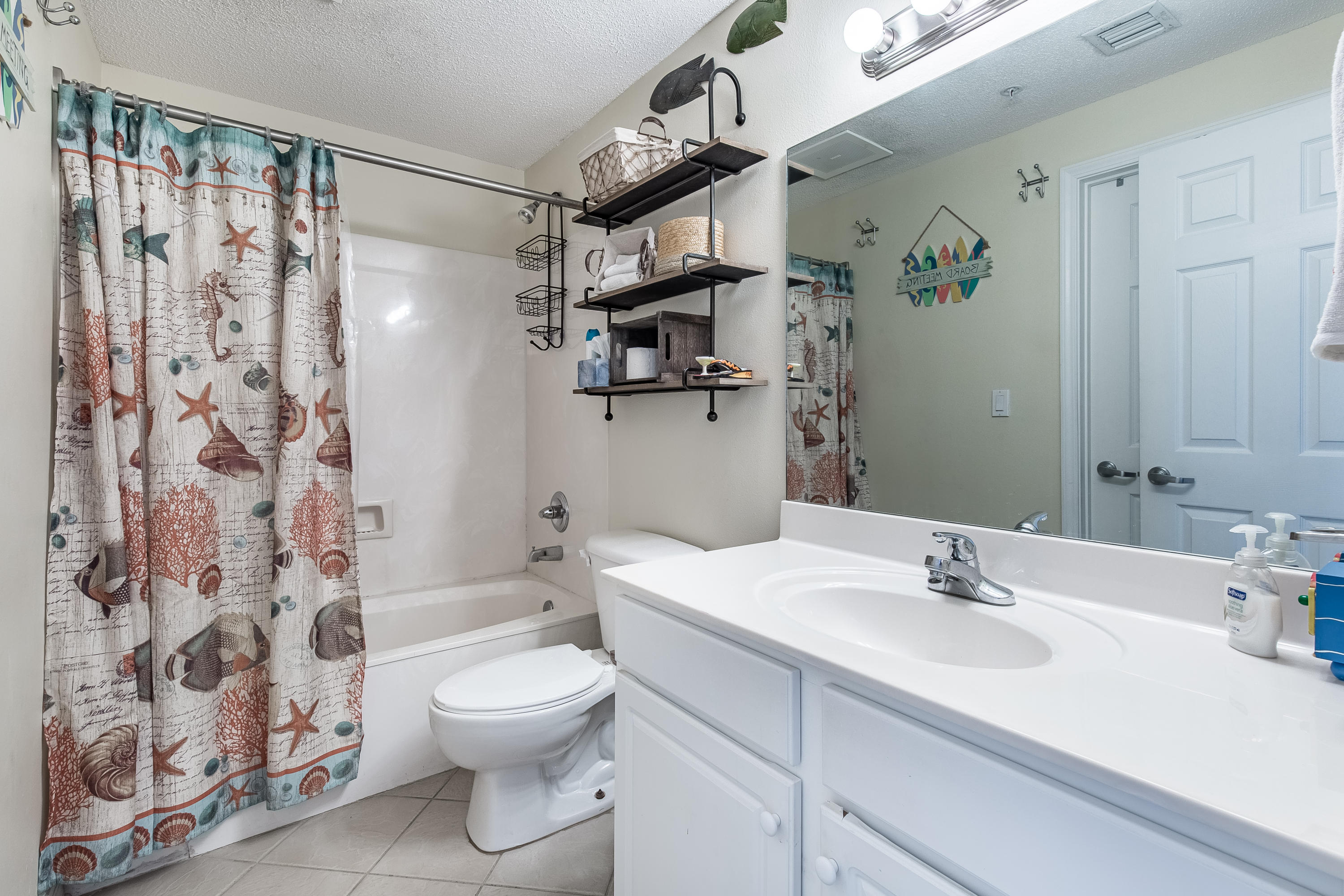 SUMMERWIND CONDOS - Residential