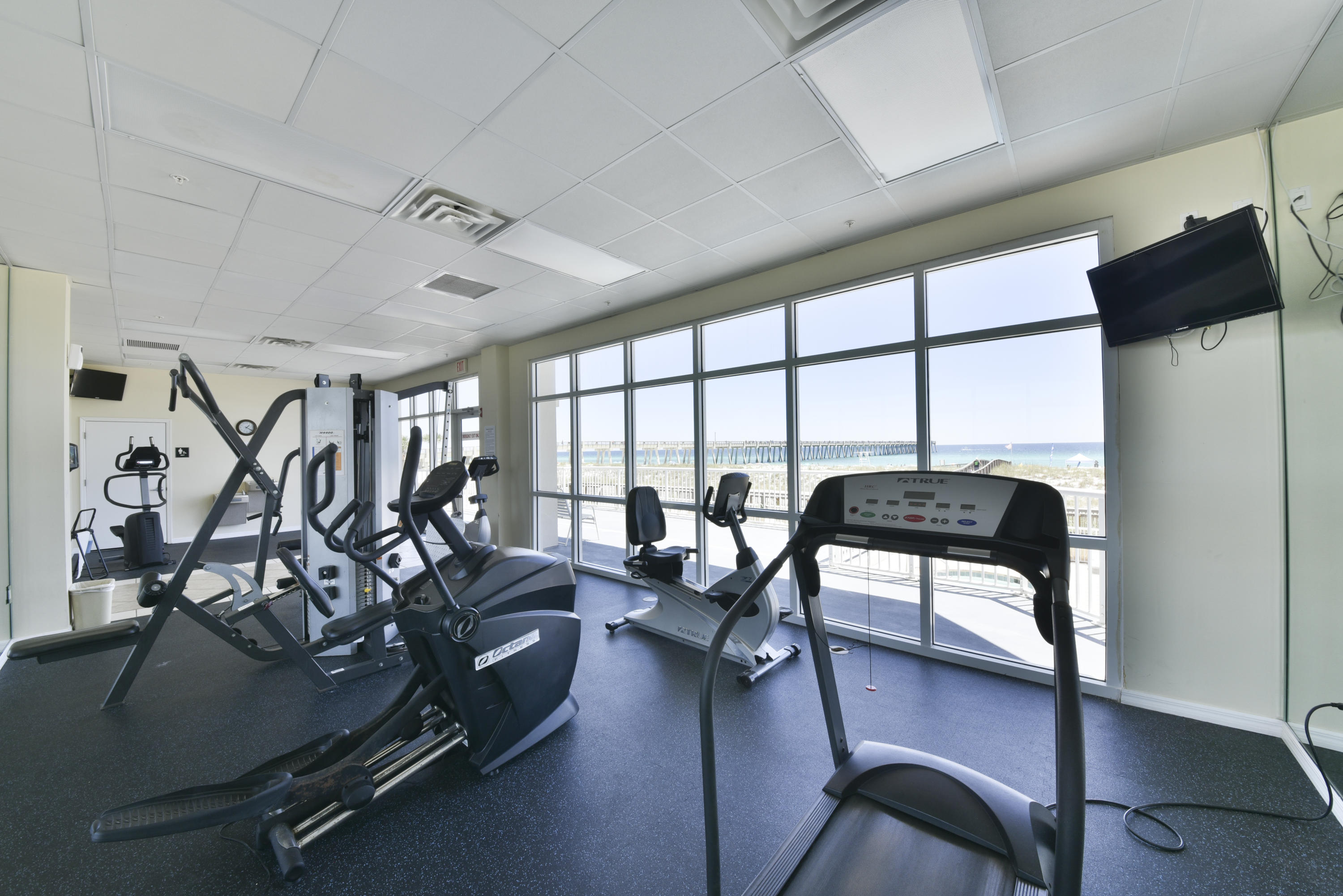 SUMMERWIND CONDOS - Residential