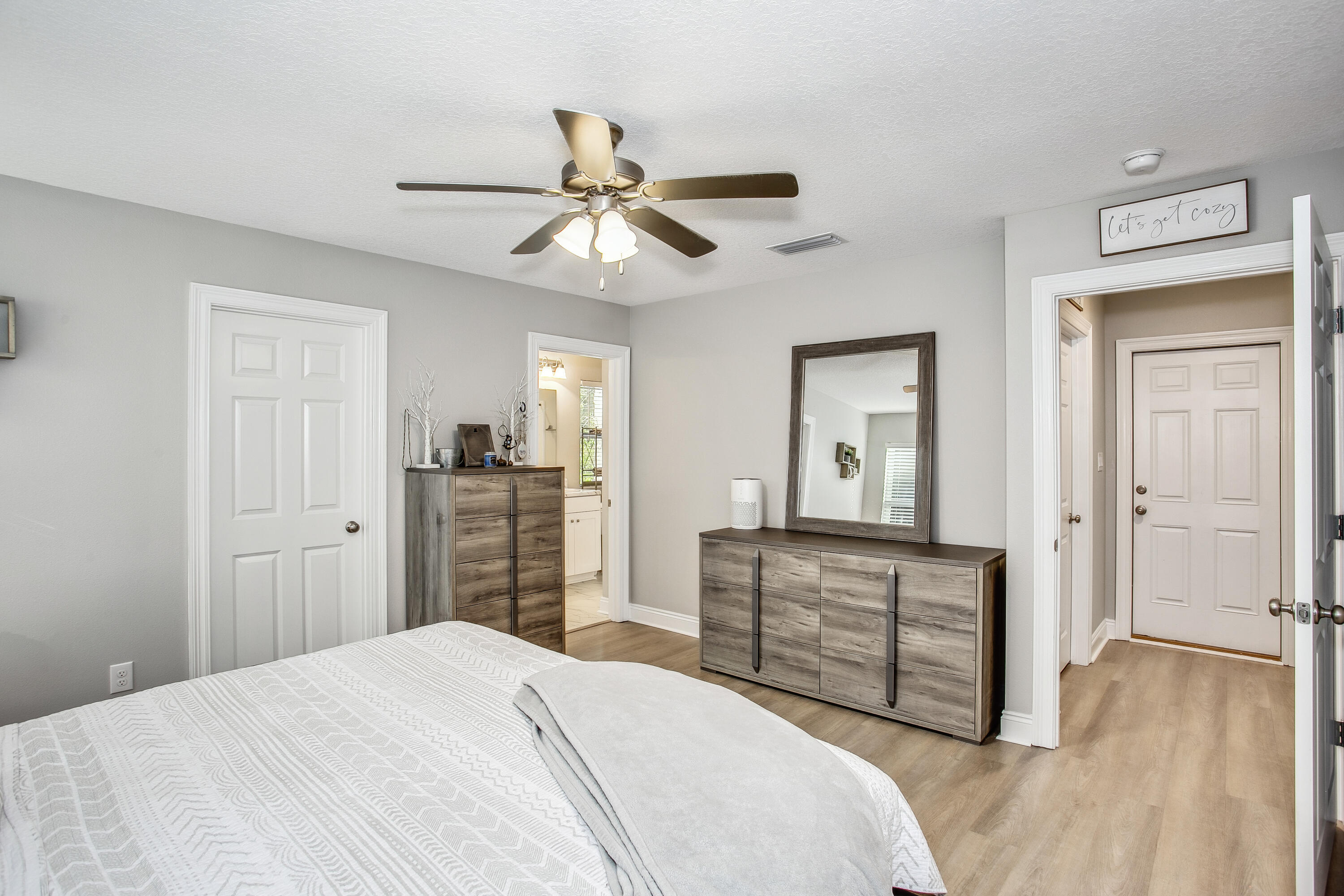 RONANDALE - Residential
