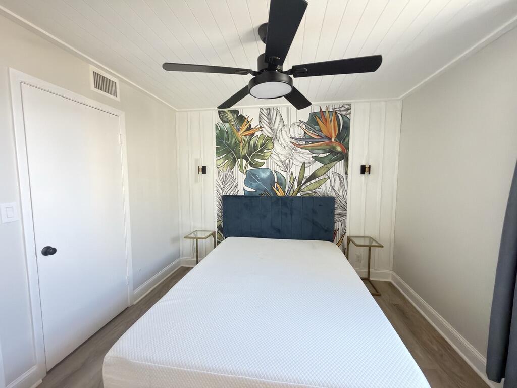 SUNBIRD CONDO - Residential