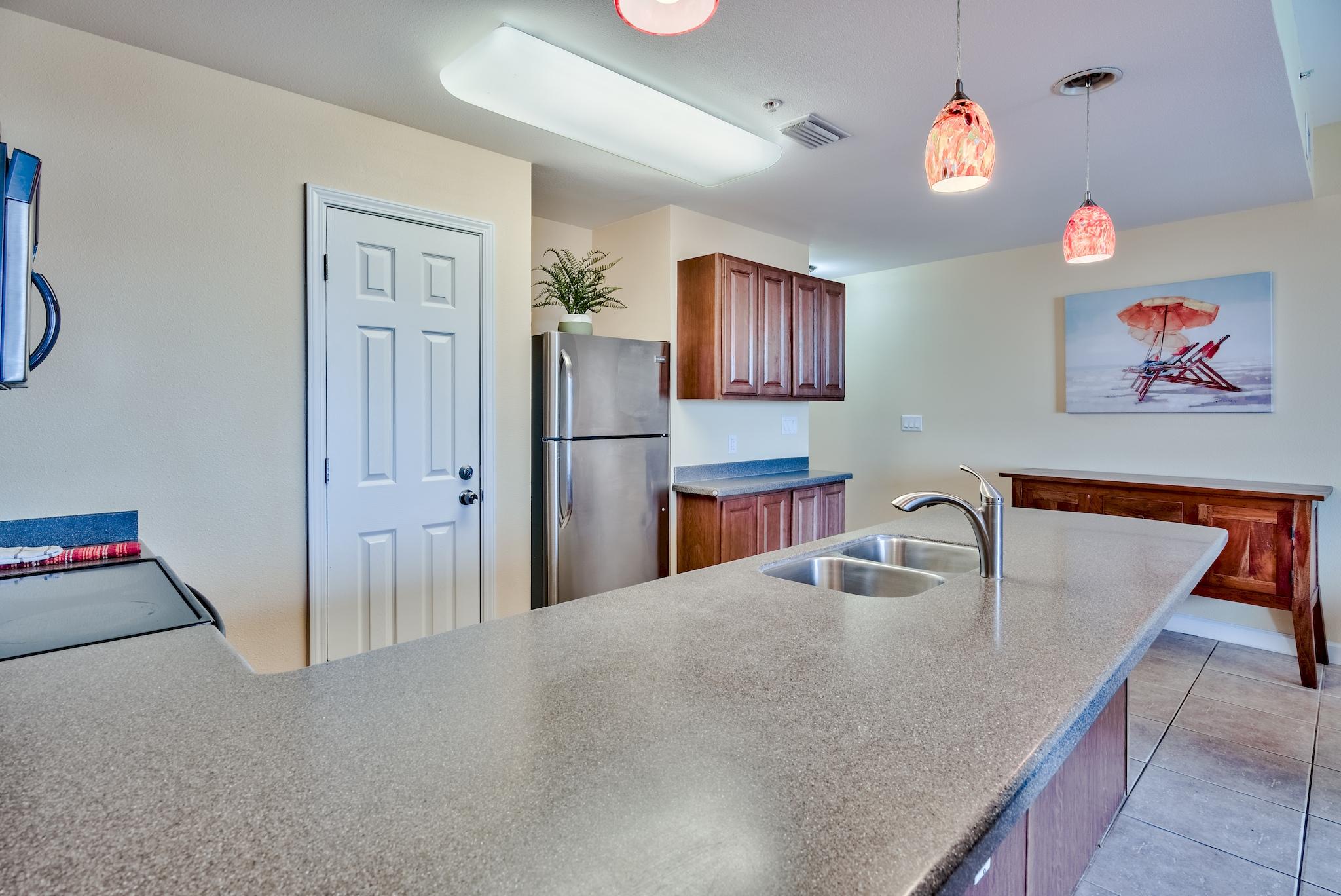 BEACH RESORT CONDOMINIUM - Residential