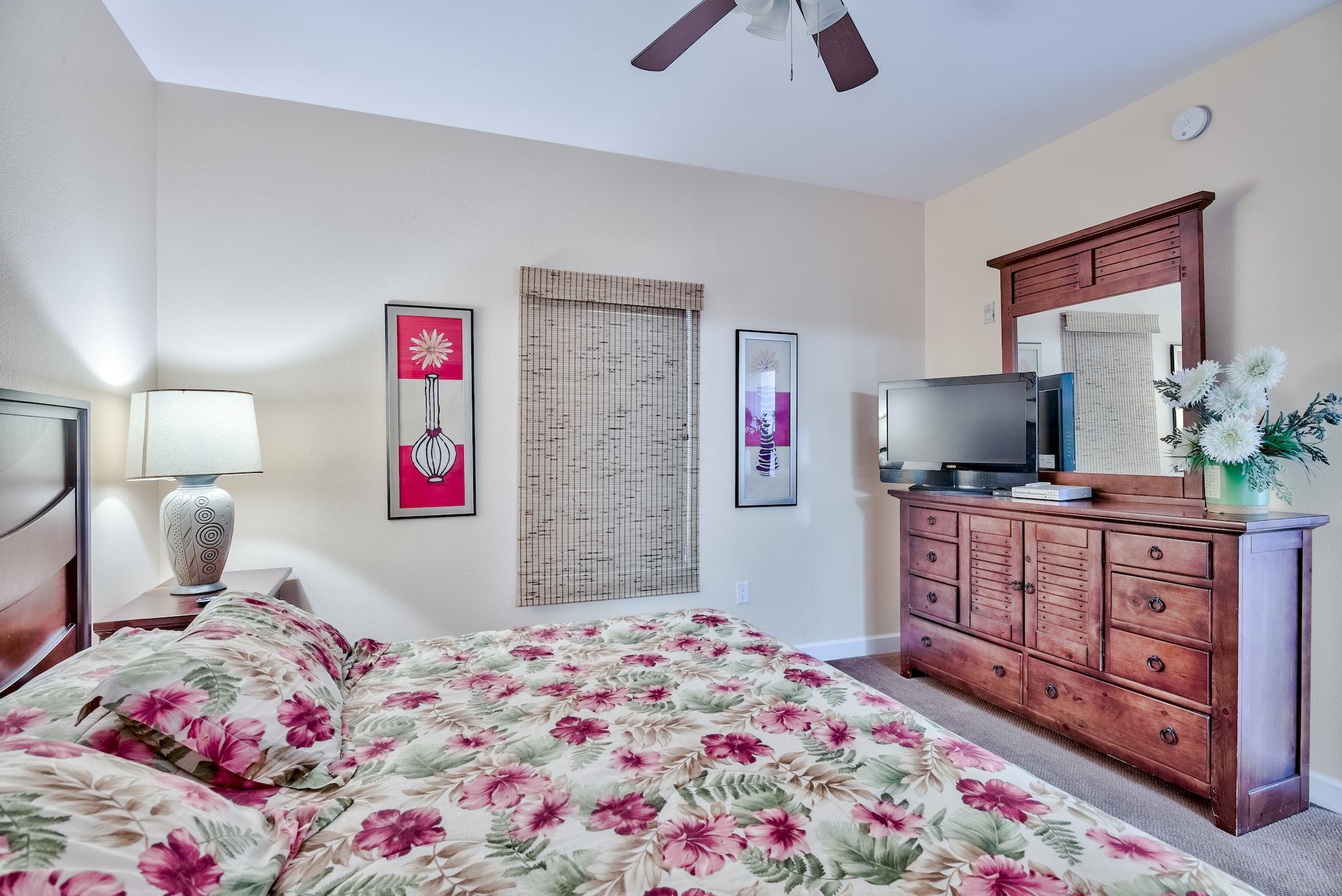 BEACH RESORT CONDOMINIUM - Residential