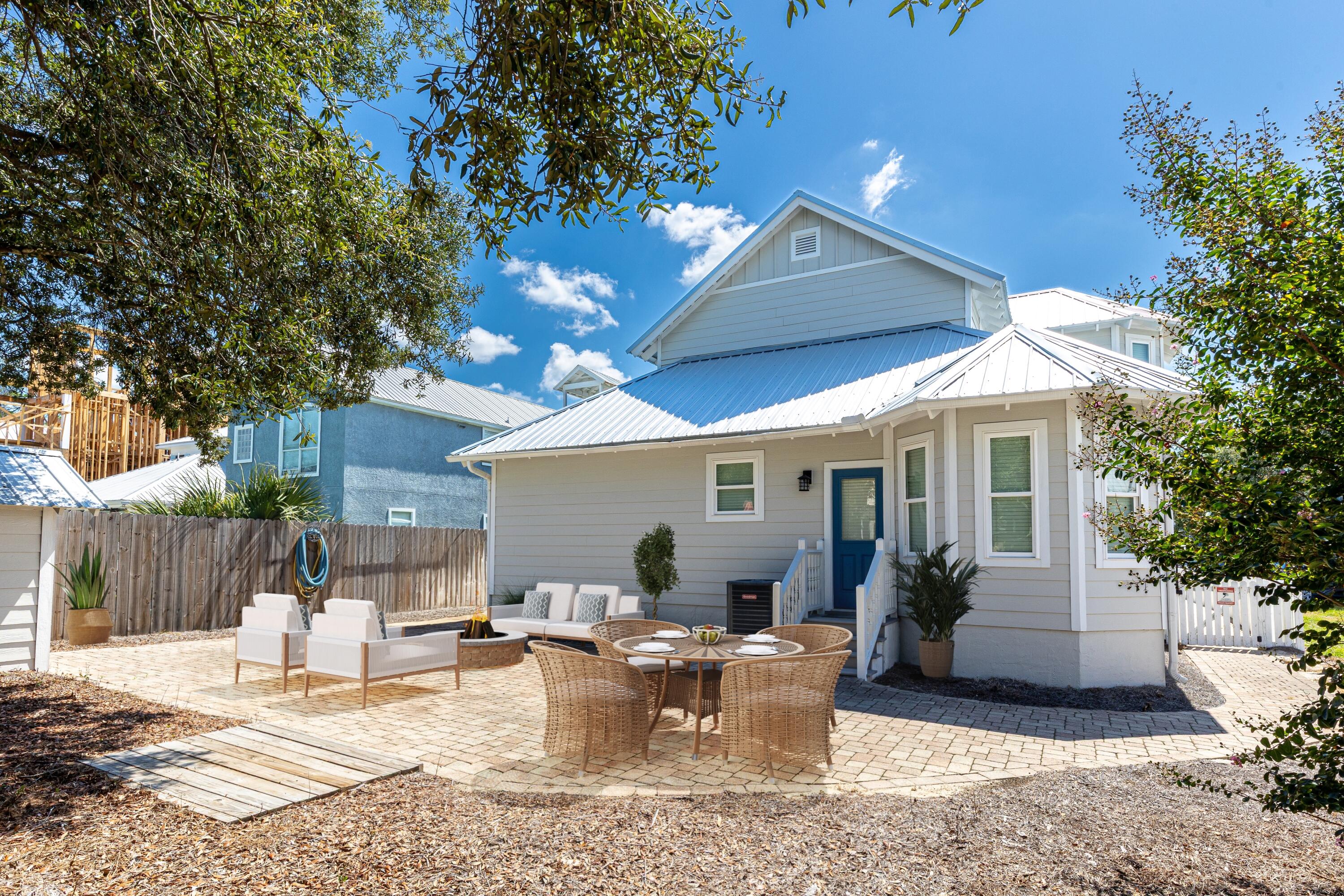 GULF SHORE MANOR - Residential