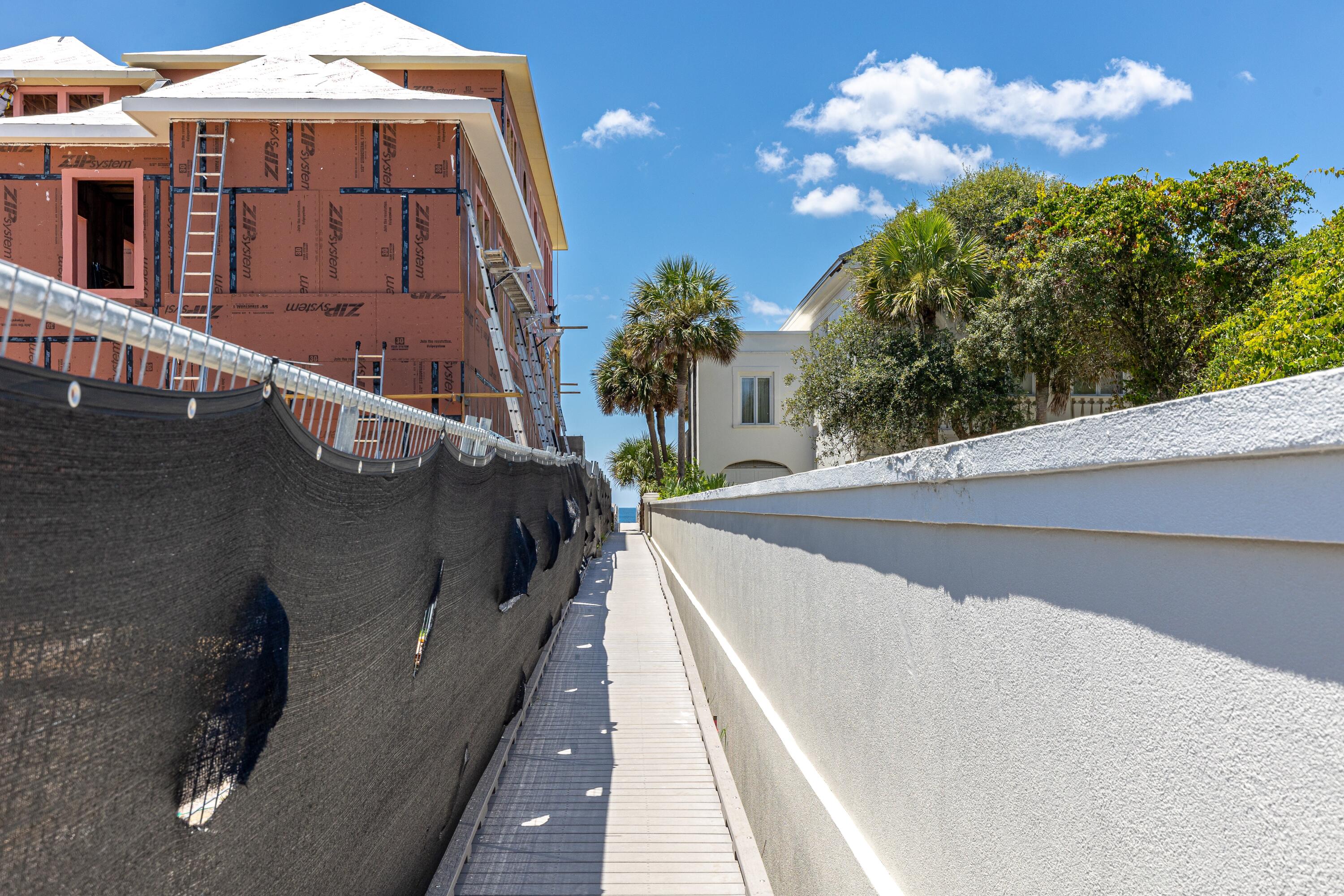 GULF SHORE MANOR - Residential