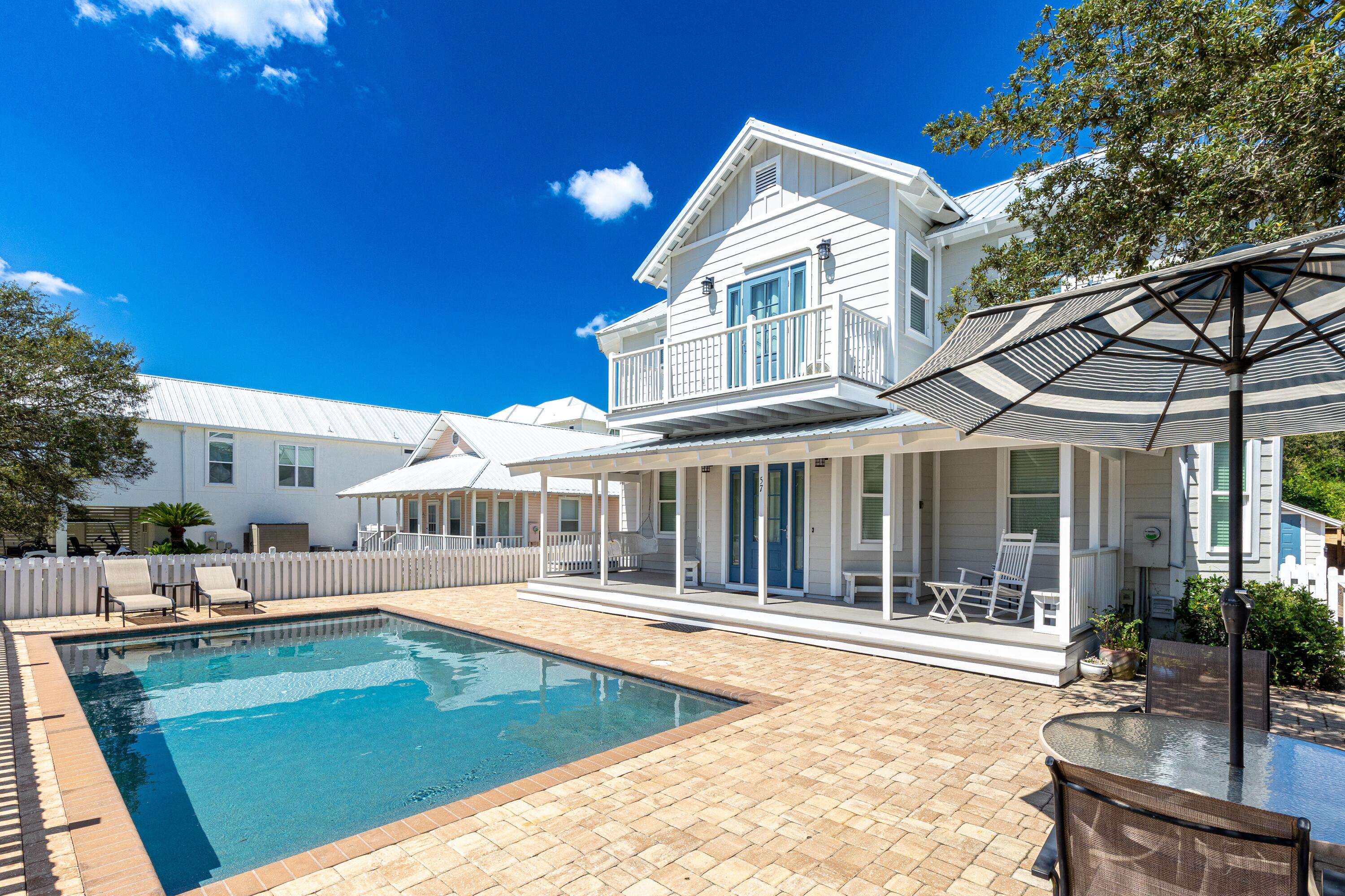 GULF SHORE MANOR - Residential