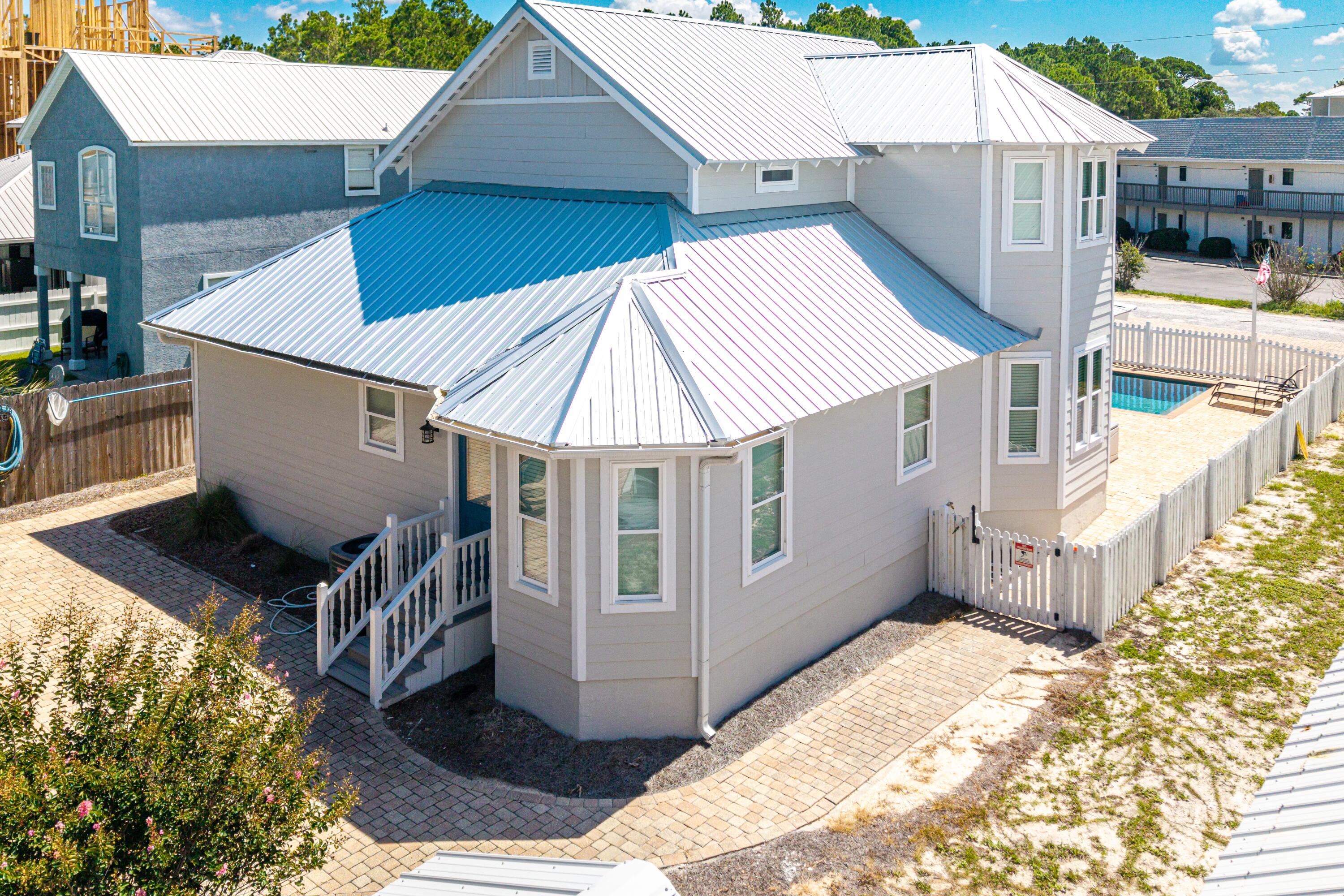 GULF SHORE MANOR - Residential