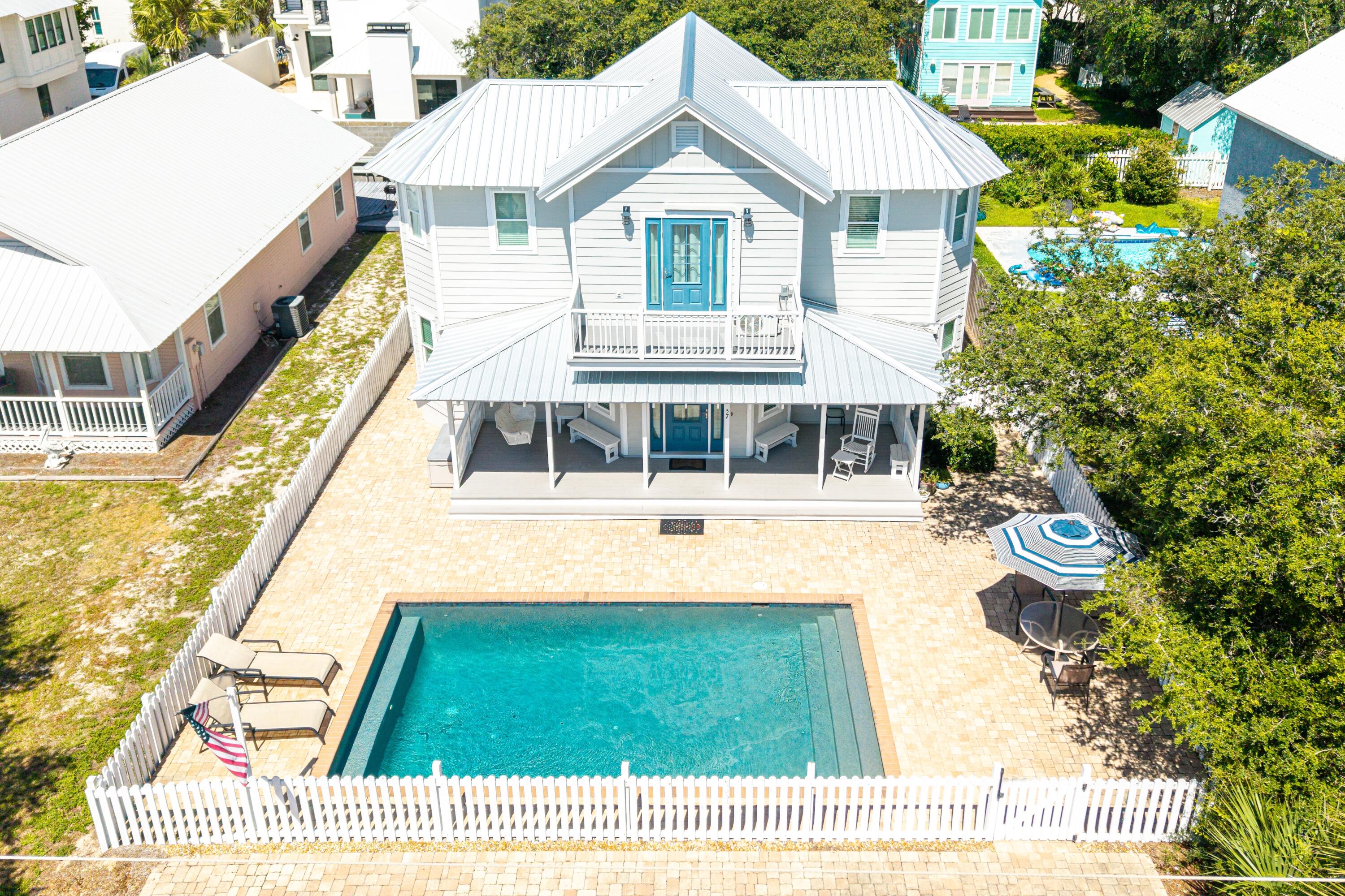 GULF SHORE MANOR - Residential